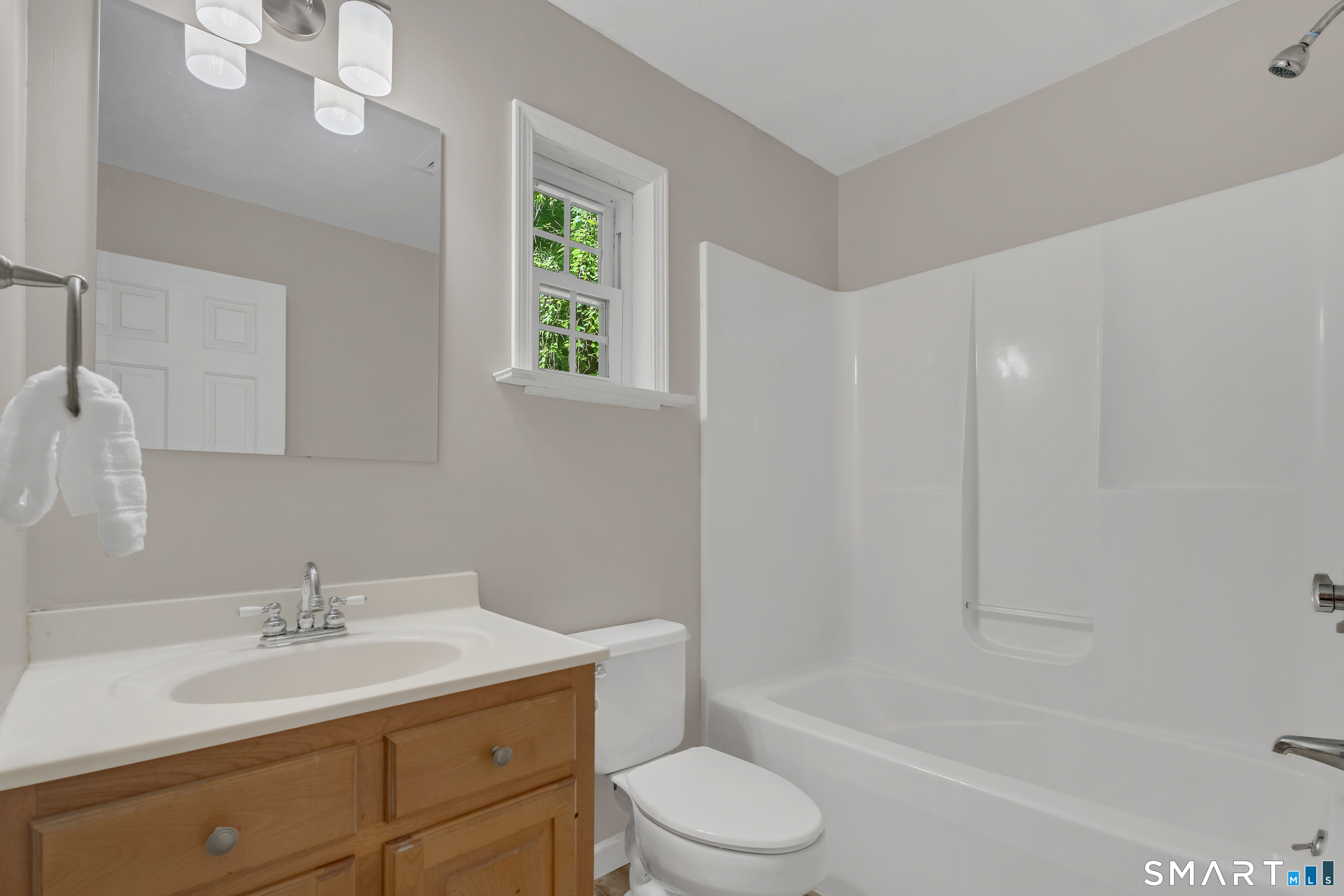 92 Clark Hill Road photo 30