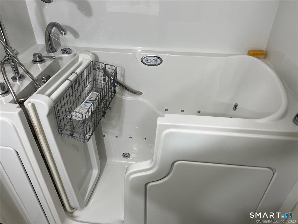 1070 Amity Road Unit #LOT 35 photo 28