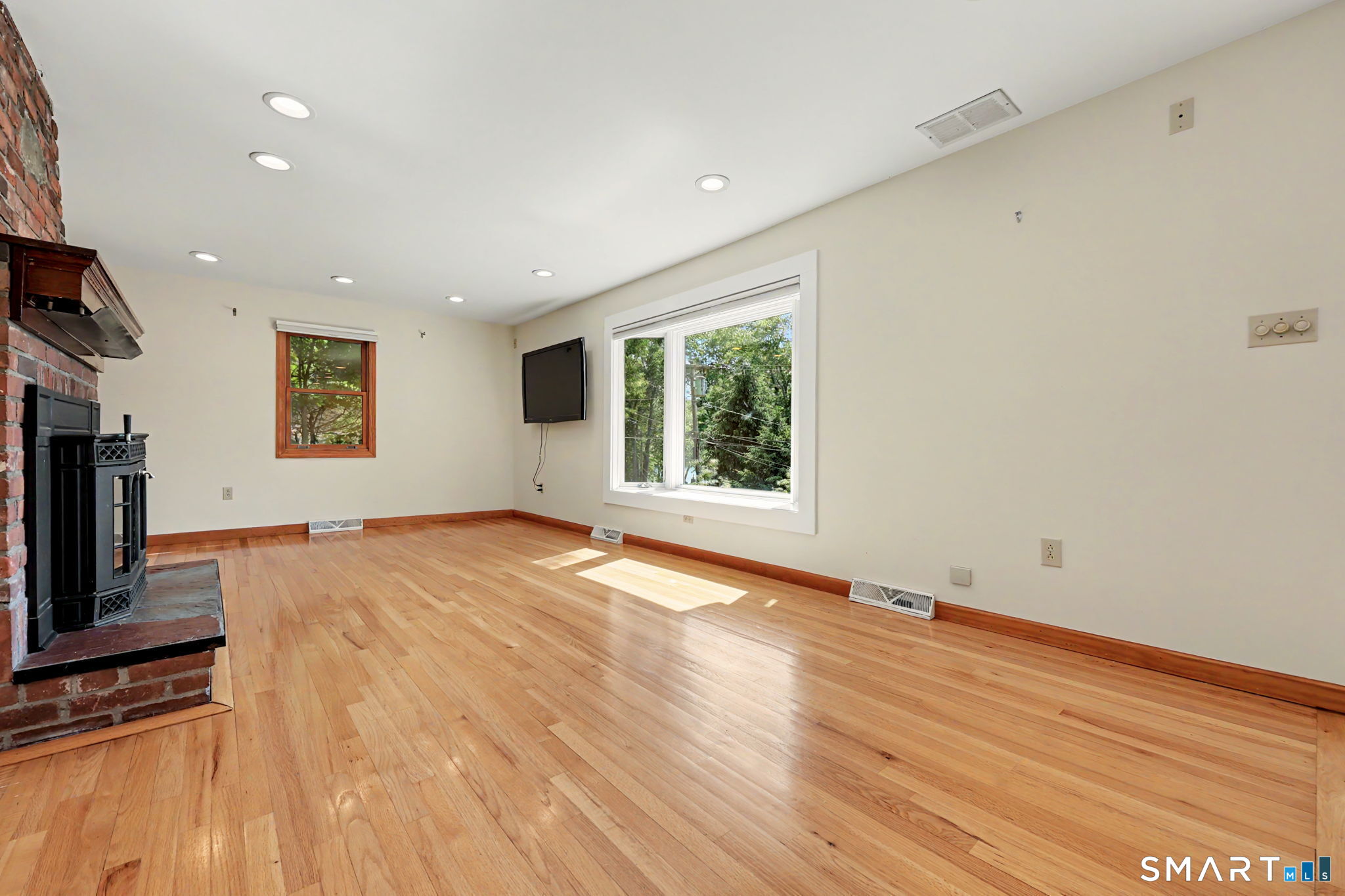 40 Manitook Drive photo 11