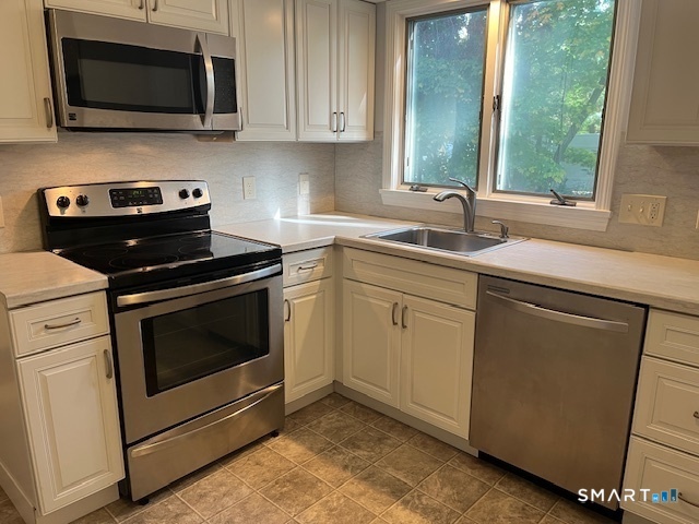 4 Providence Avenue photo 6