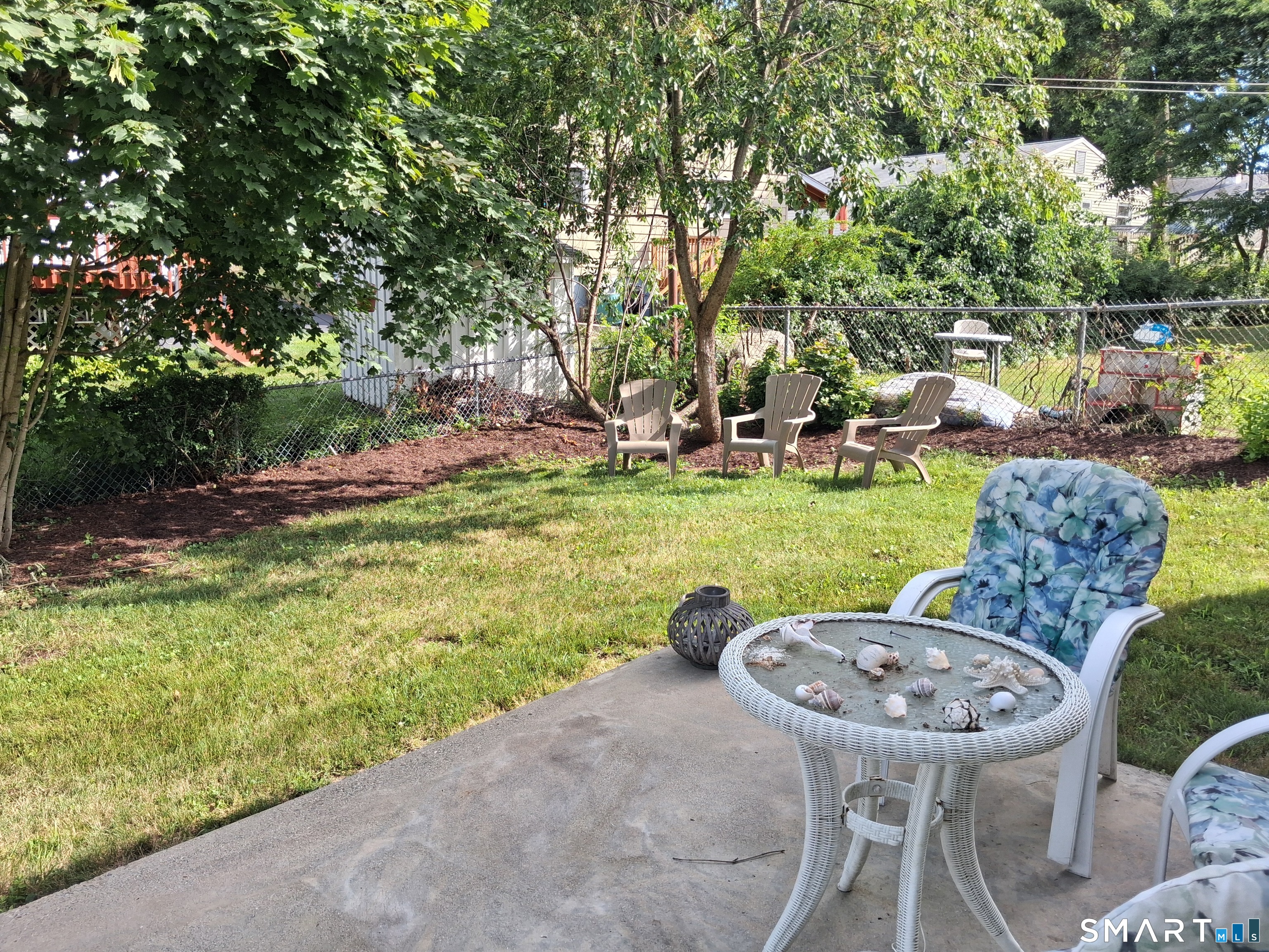 38 Elaine Drive photo 5