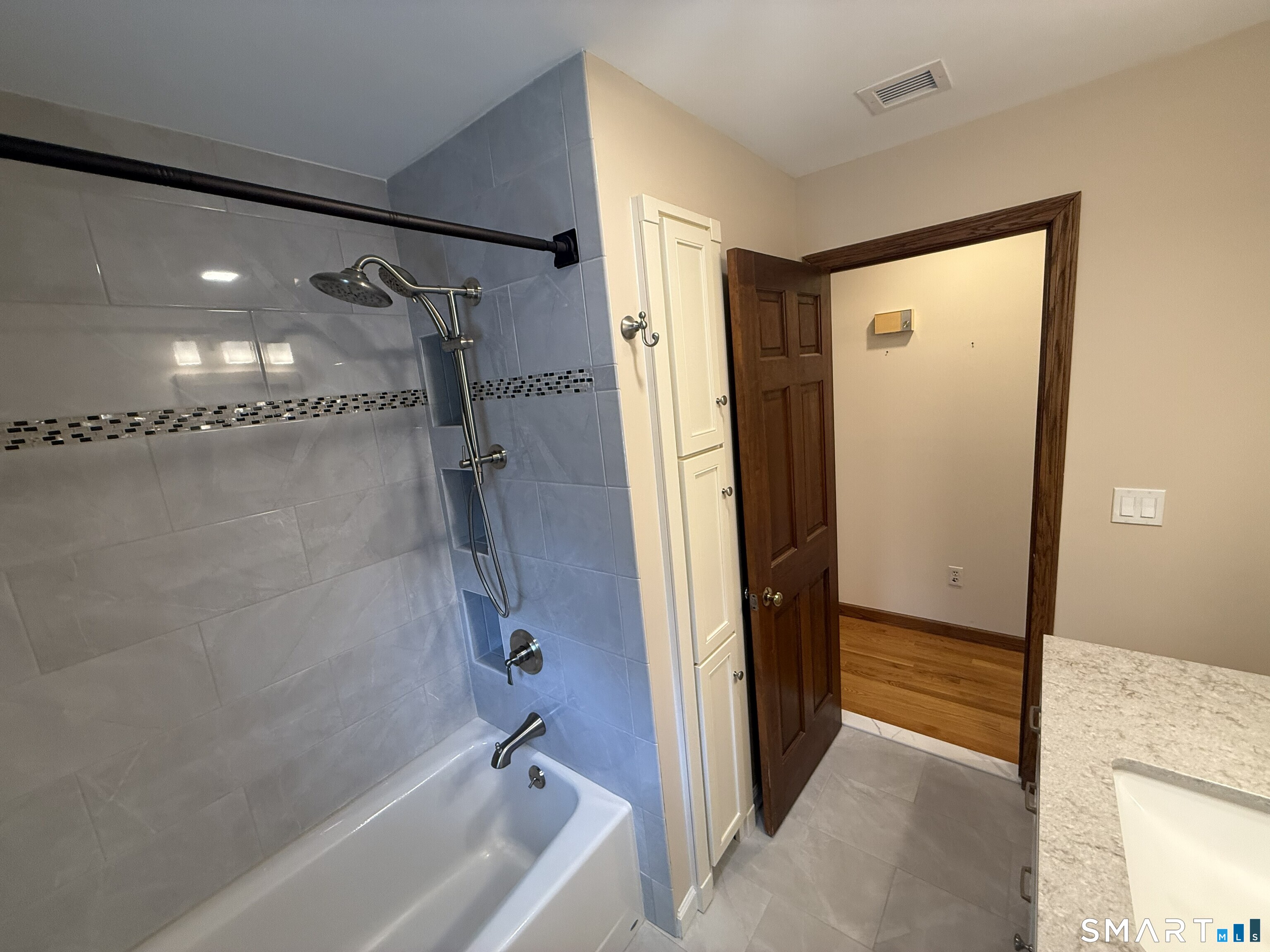 138 Clark Hill Road photo 15
