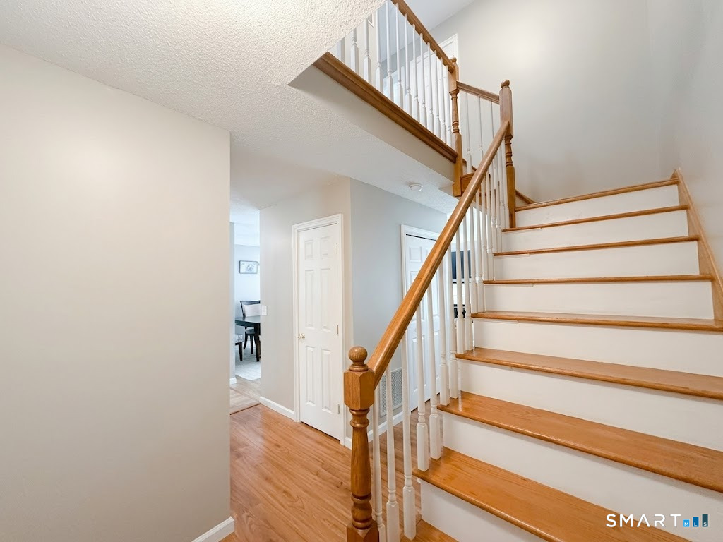38 Dibble Hollow Lane photo 7