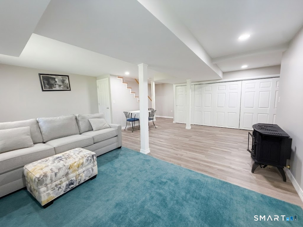 38 Dibble Hollow Lane photo 17