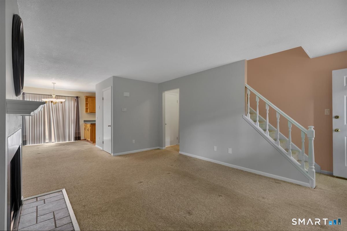 4th image of 423 Churchill Dr #423, Newington, CT 06111 | MLS# 24195497