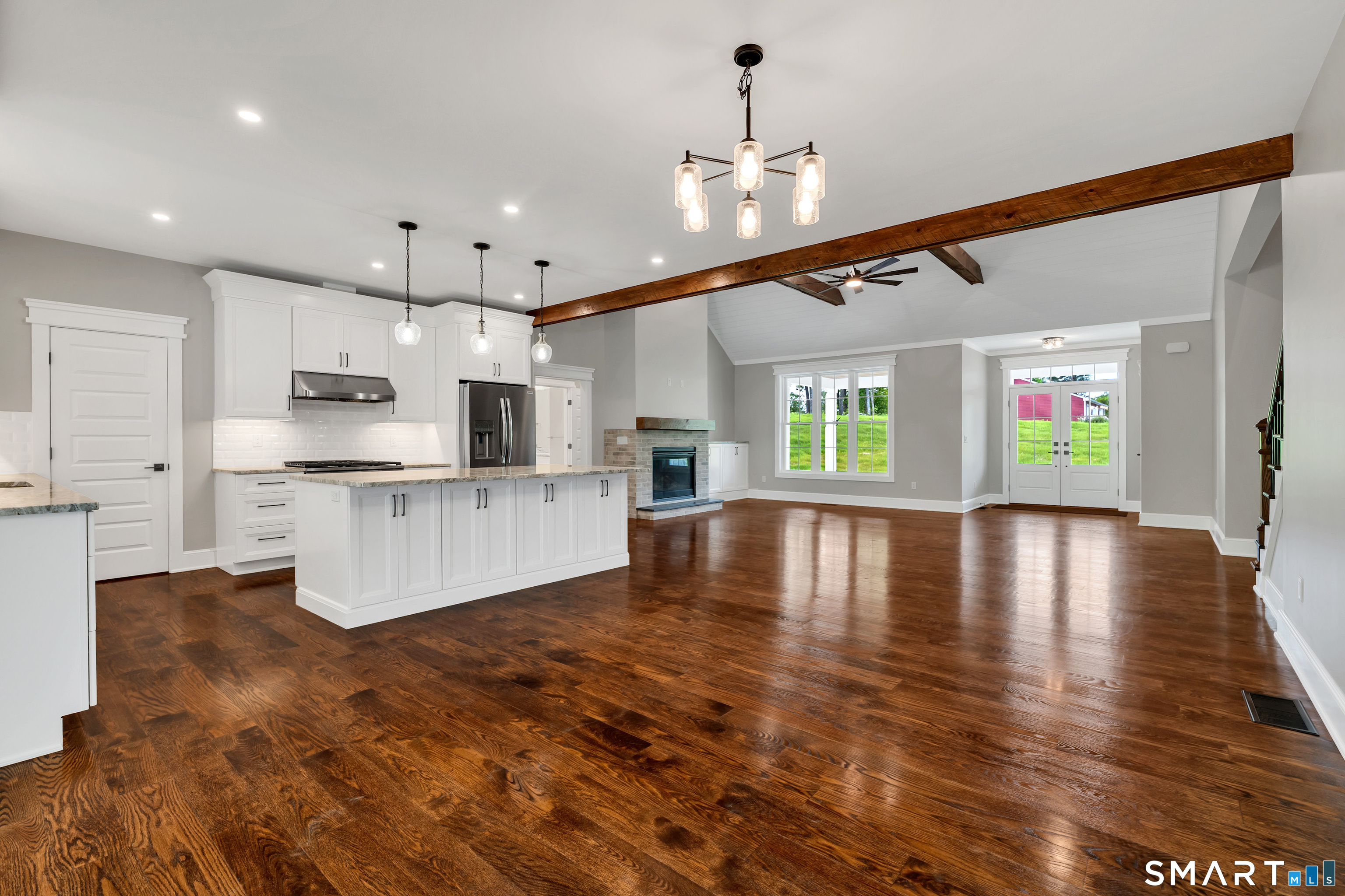 12 Meadowcrest Drive North photo 9