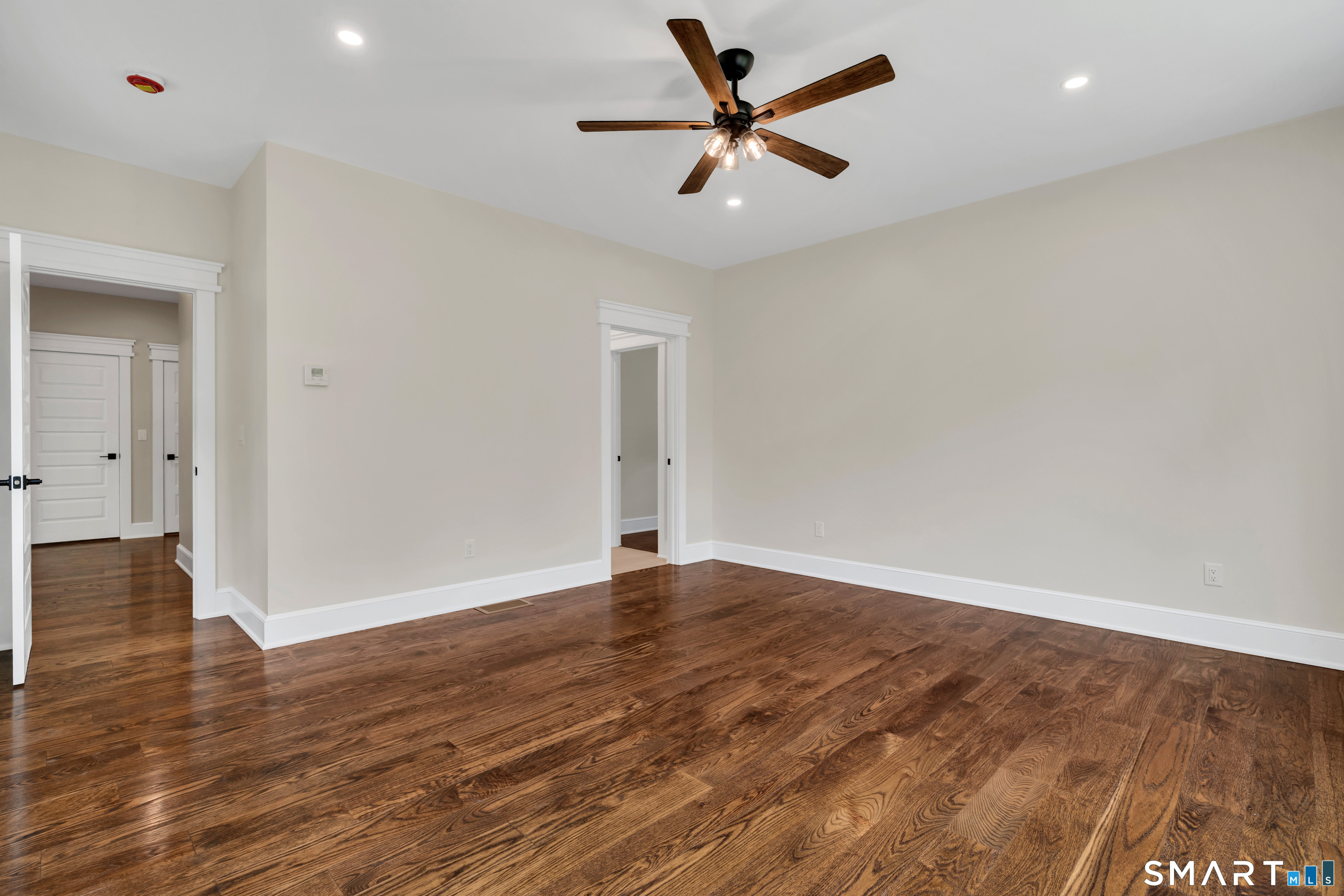 12 Meadowcrest Drive North photo 18