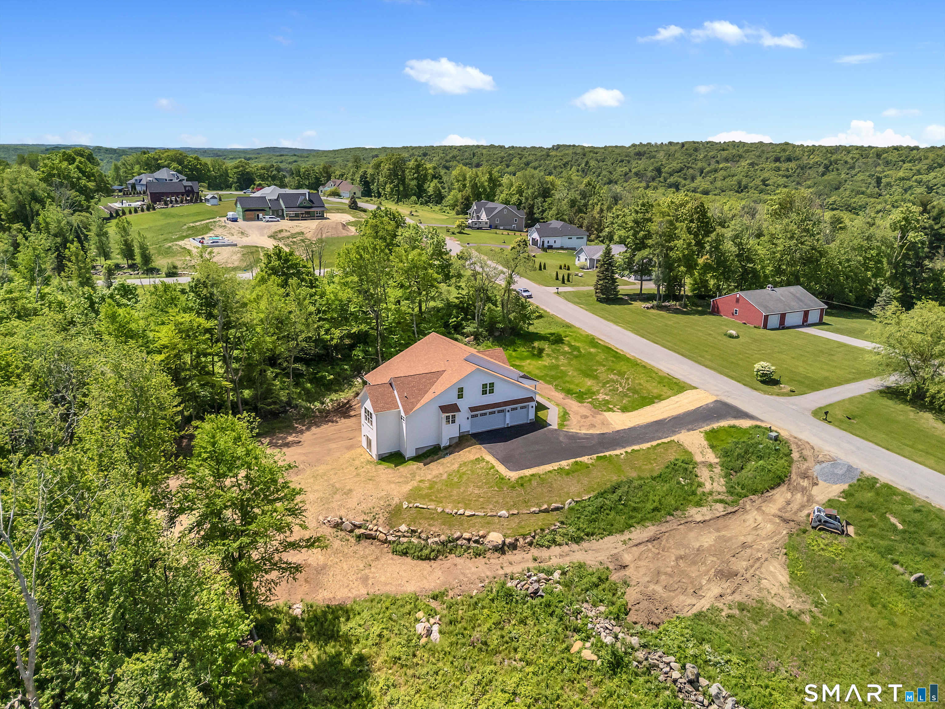 12 Meadowcrest Drive North photo 36