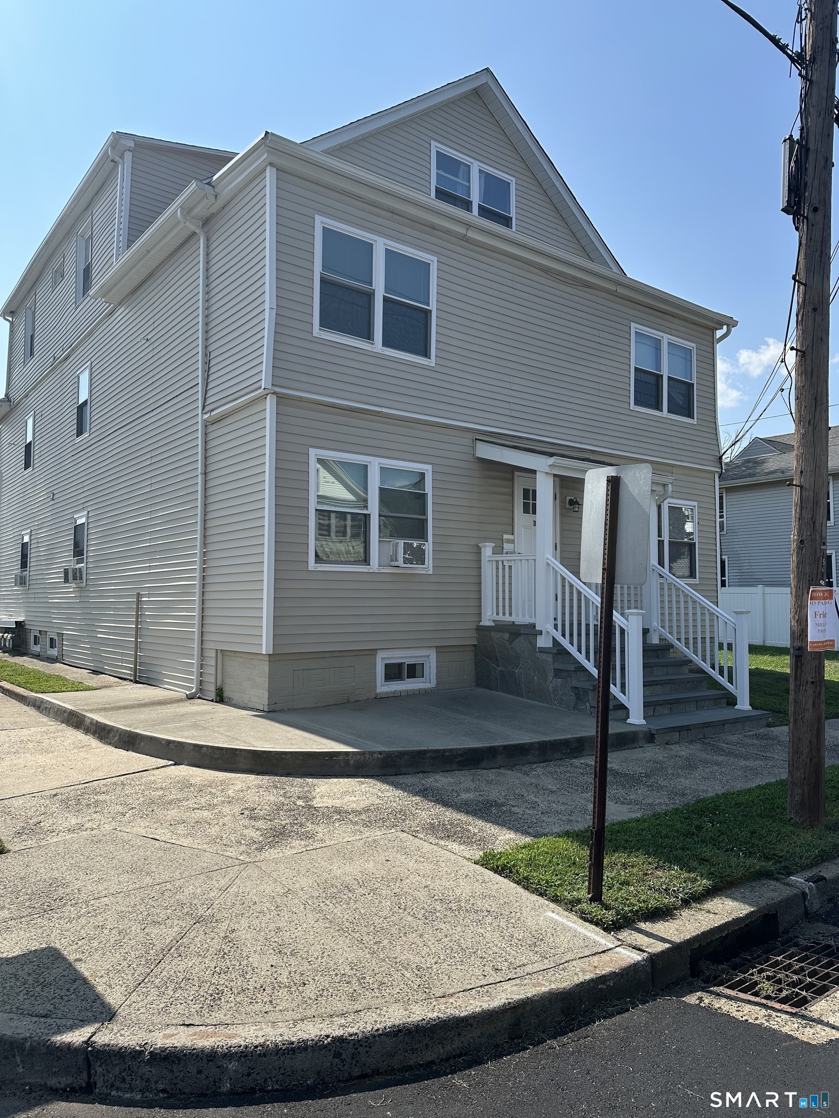 36 East Avenue photo 2