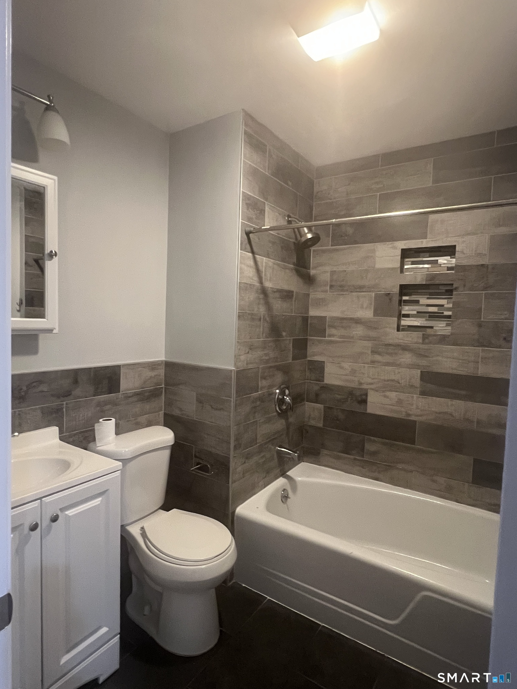 36 East Avenue photo 9