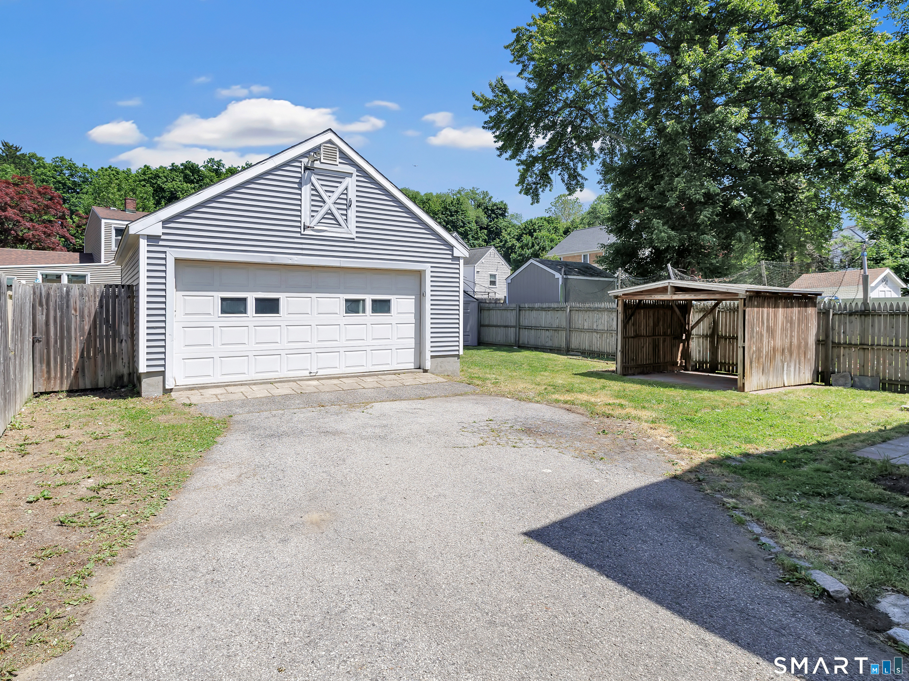 41 Frisbie Street, Stamford, Connecticut photo 2