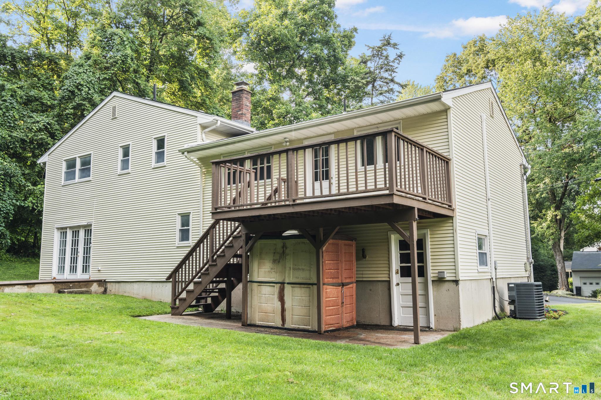 1185 Highview Terrace photo 6