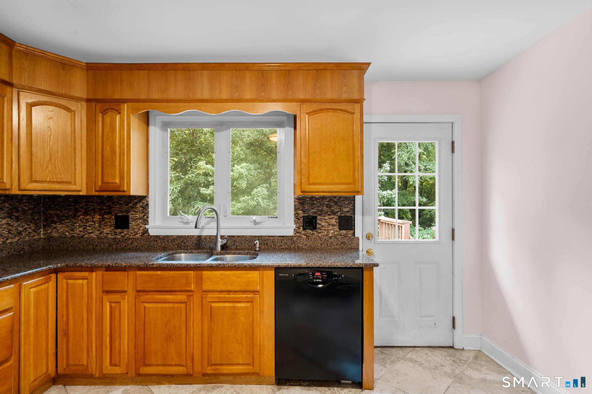 1185 Highview Terrace photo 15