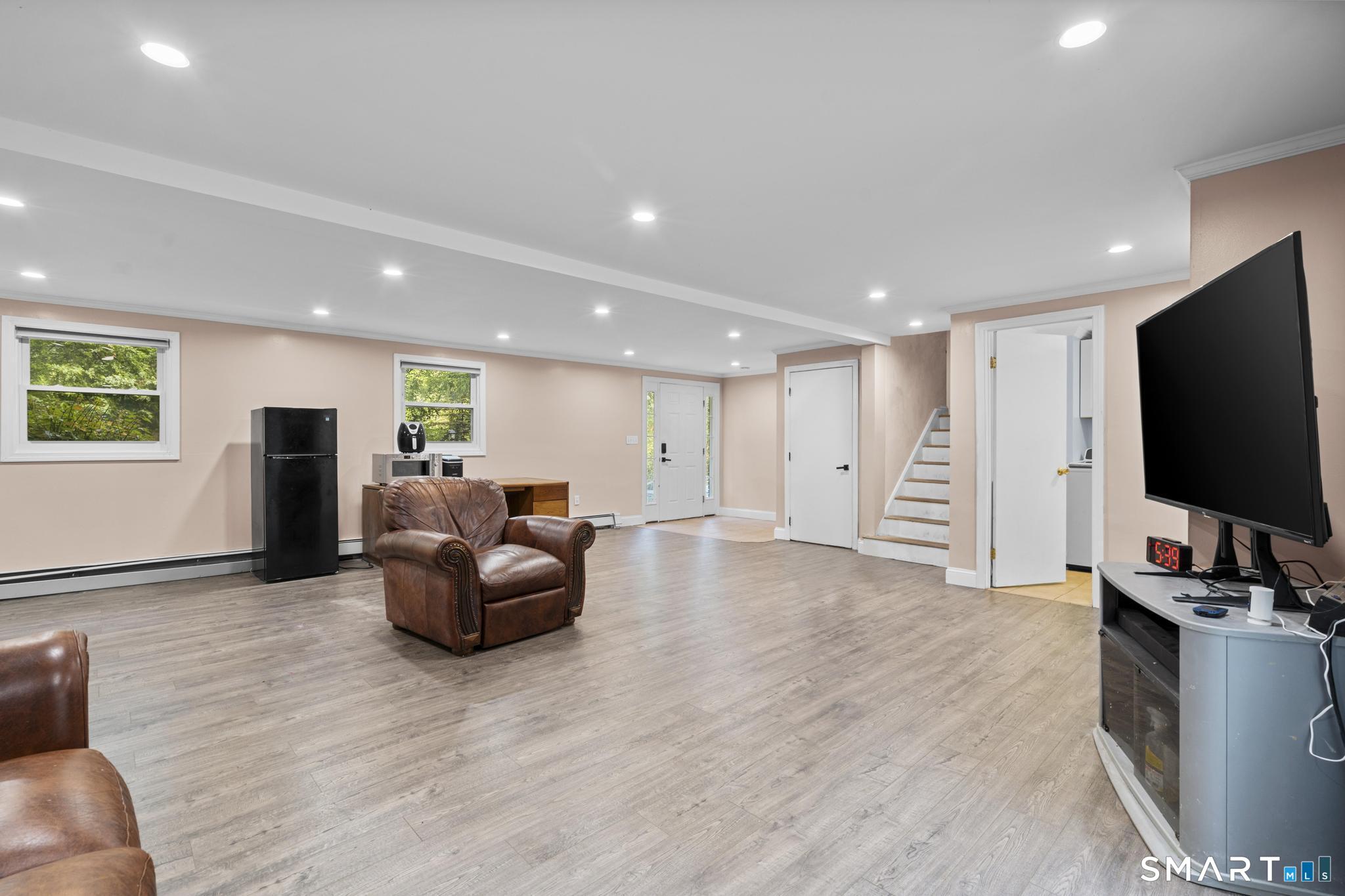 1185 Highview Terrace photo 27