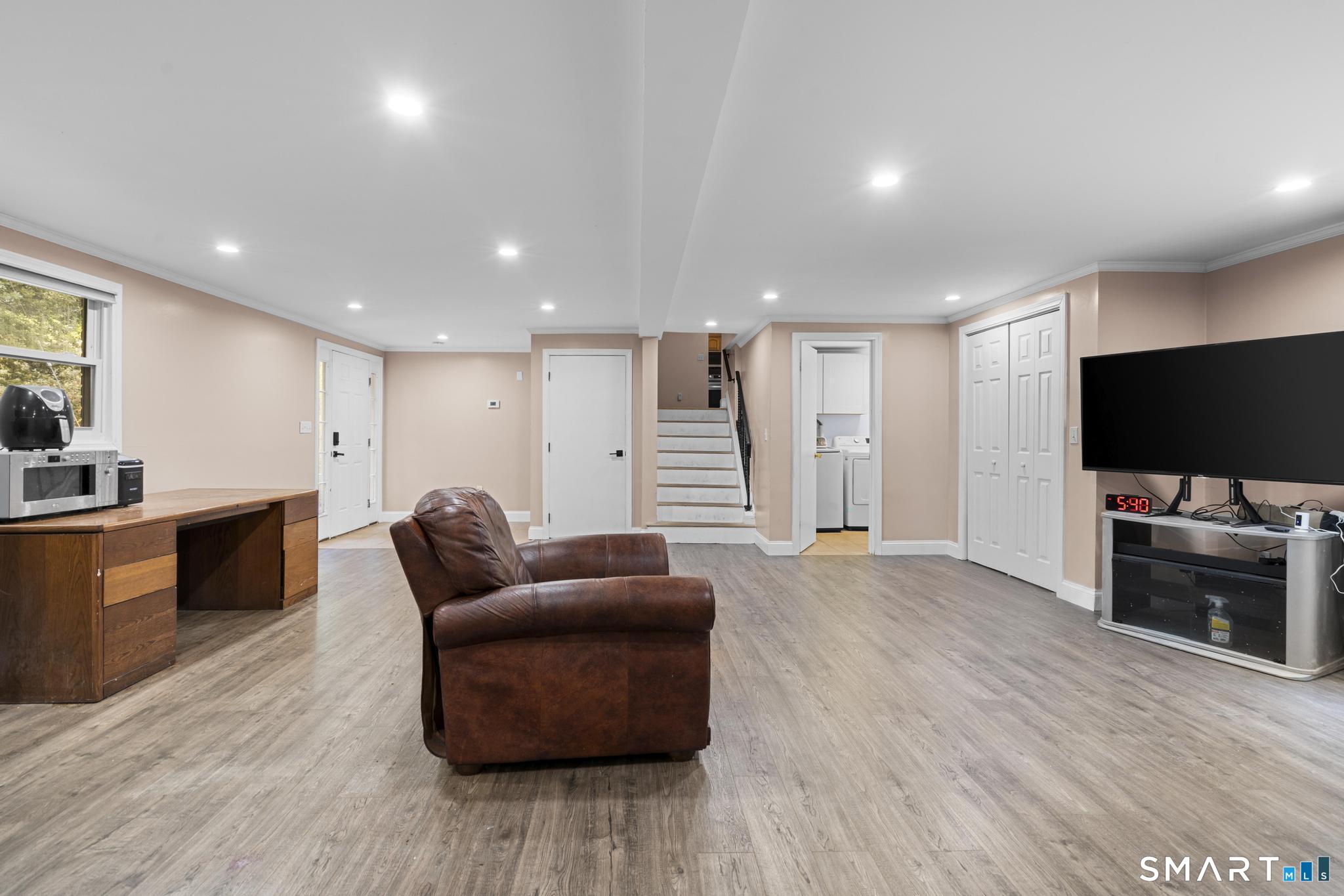 1185 Highview Terrace photo 28