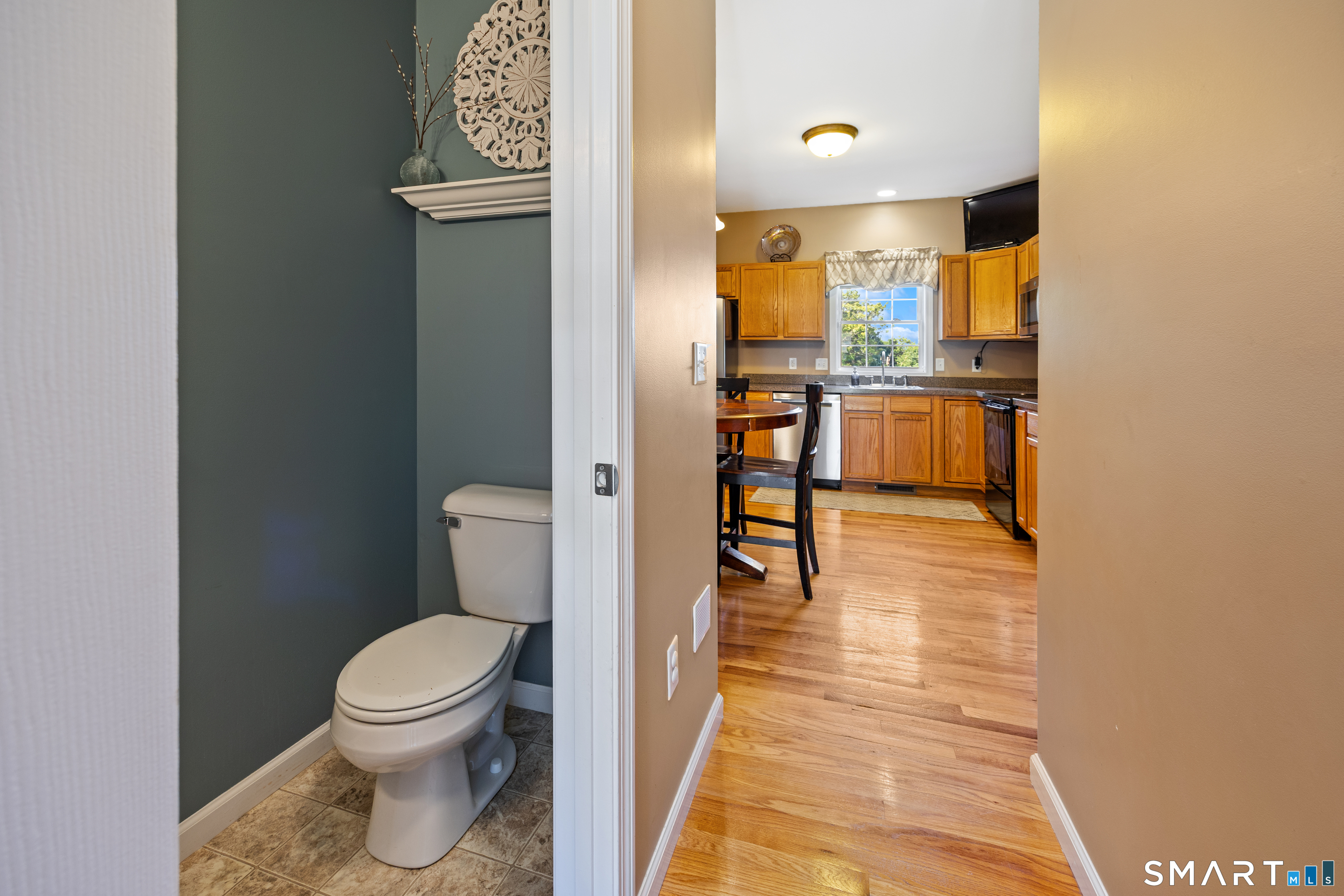 65 Walt Drive photo 15