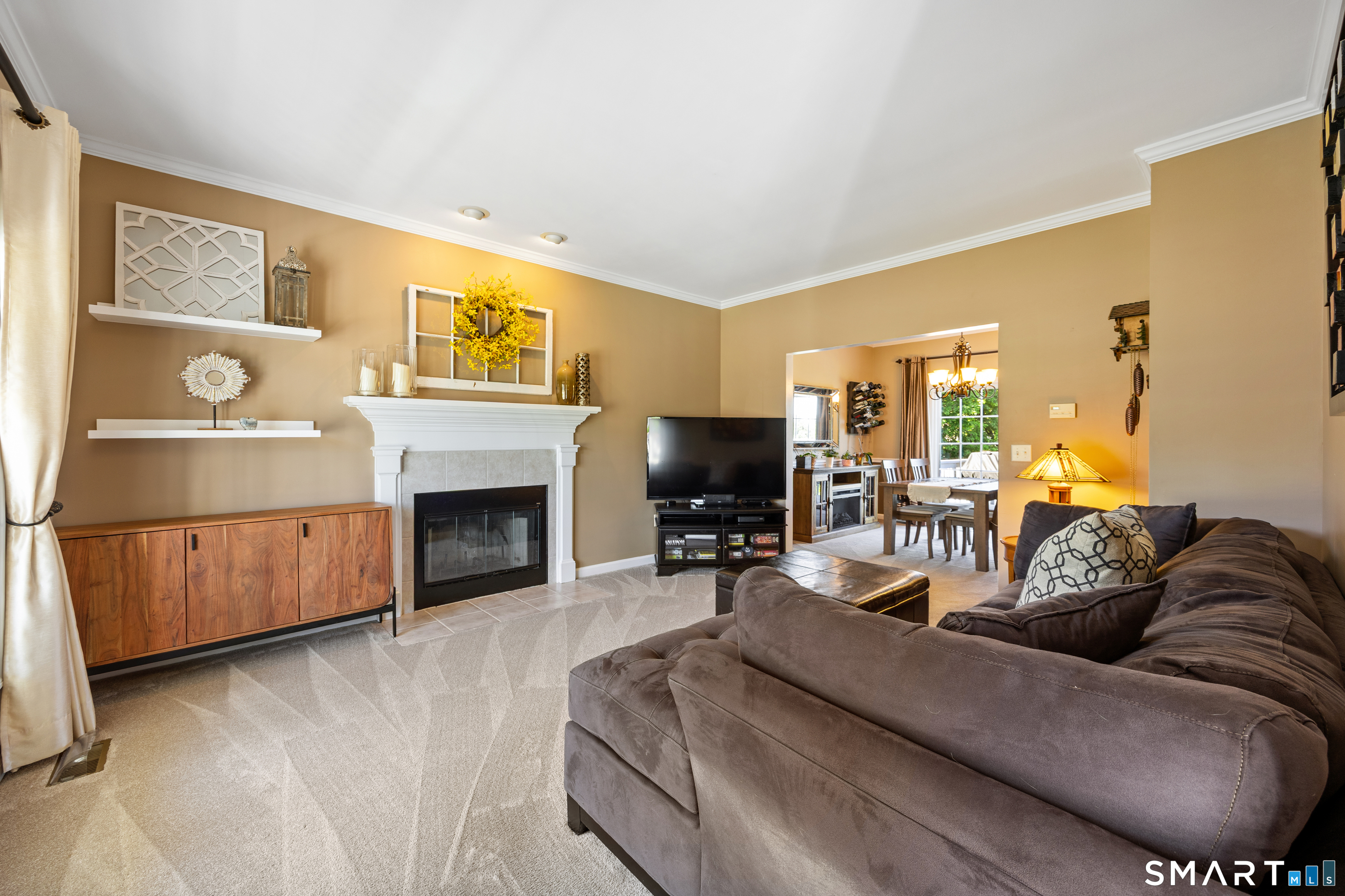 65 Walt Drive photo 7