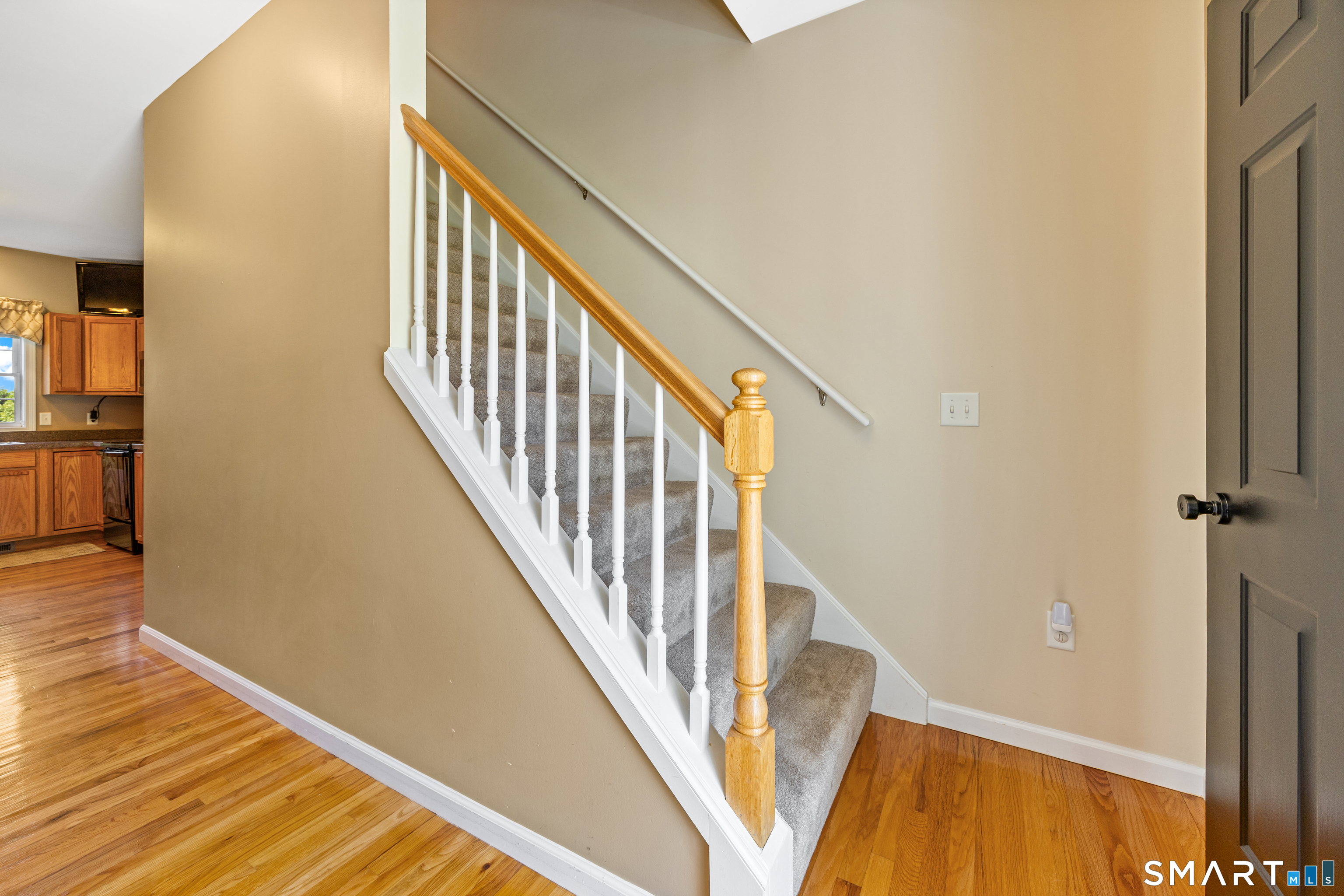 65 Walt Drive photo 16