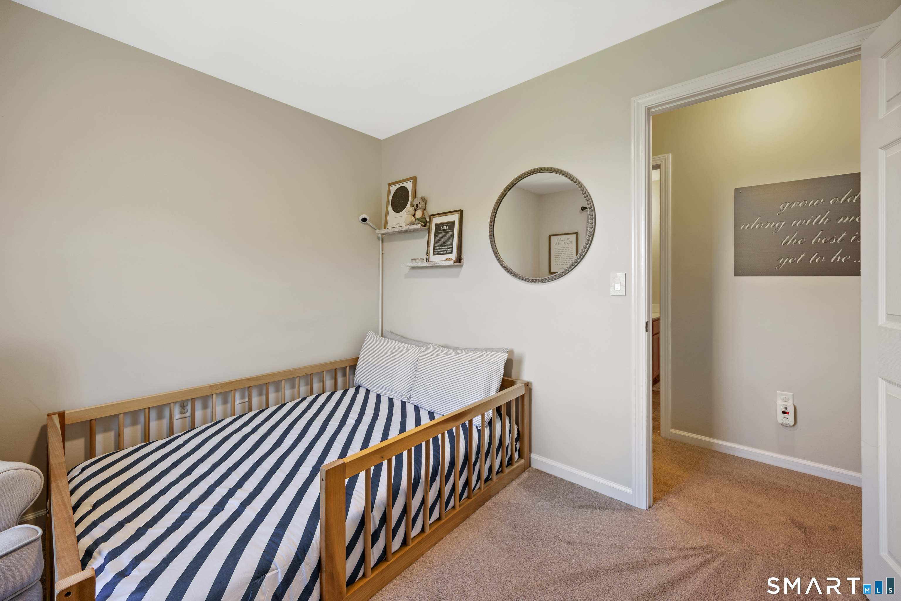 65 Walt Drive photo 25