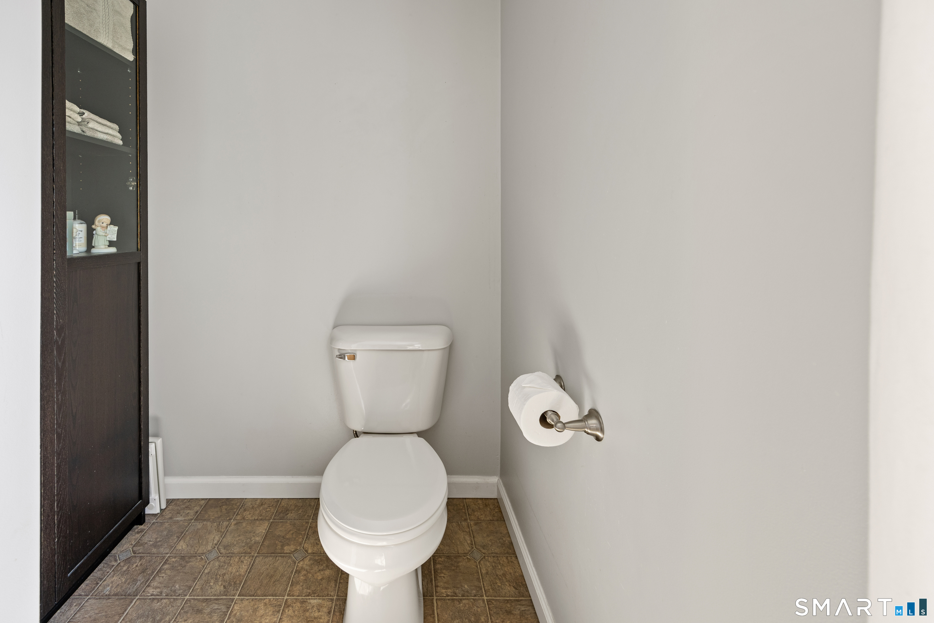 65 Walt Drive photo 23
