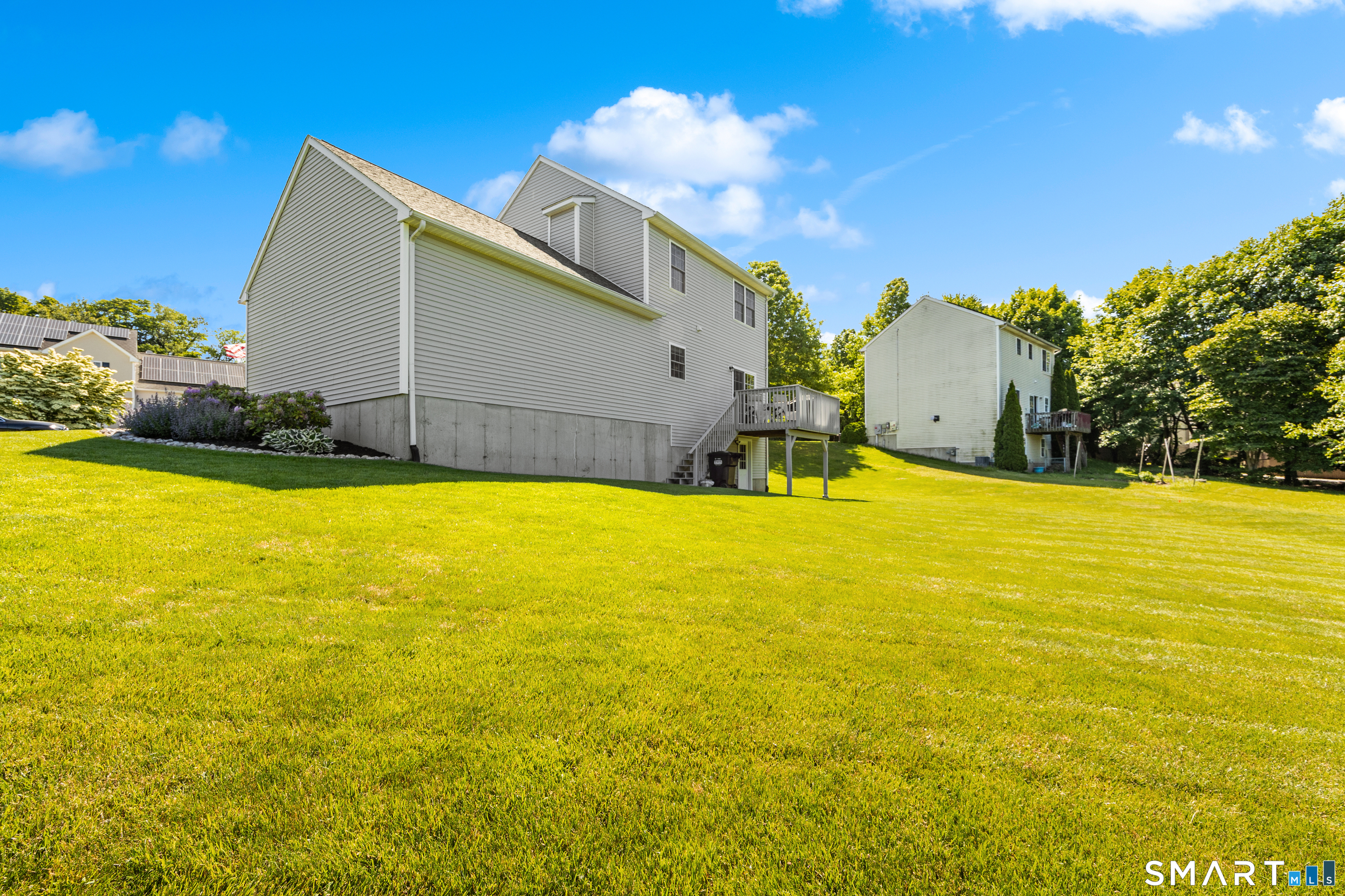 65 Walt Drive photo 35