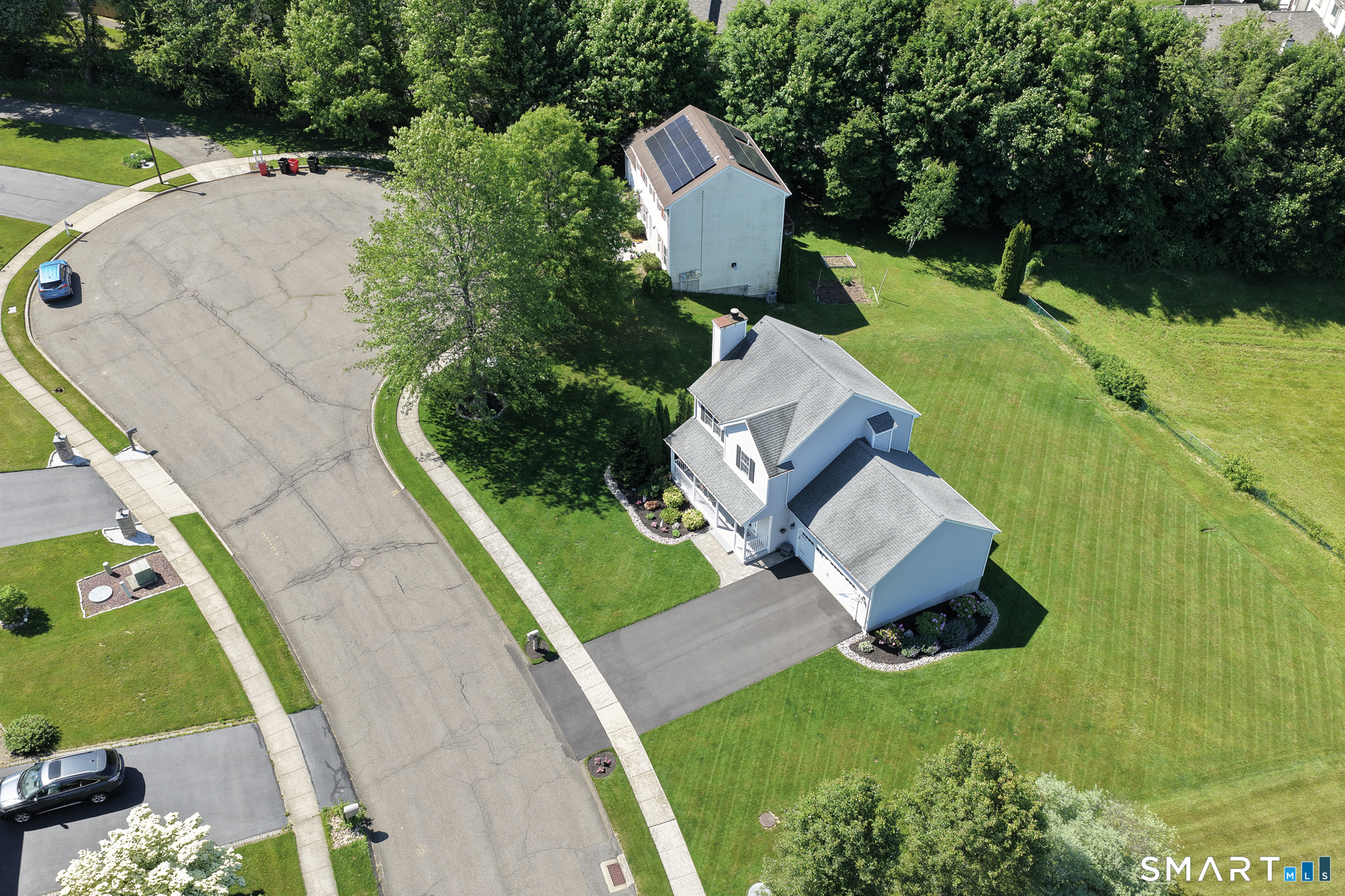 65 Walt Drive photo 4