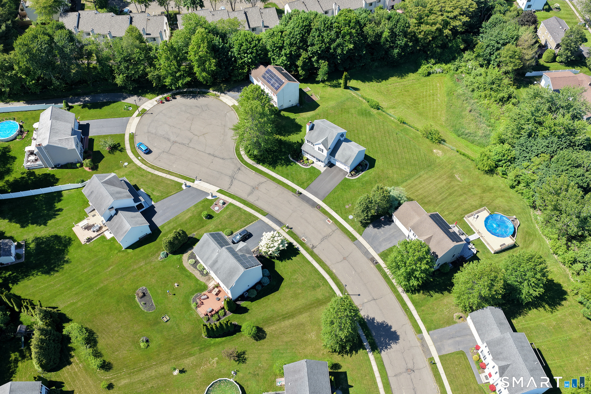 65 Walt Drive photo 39