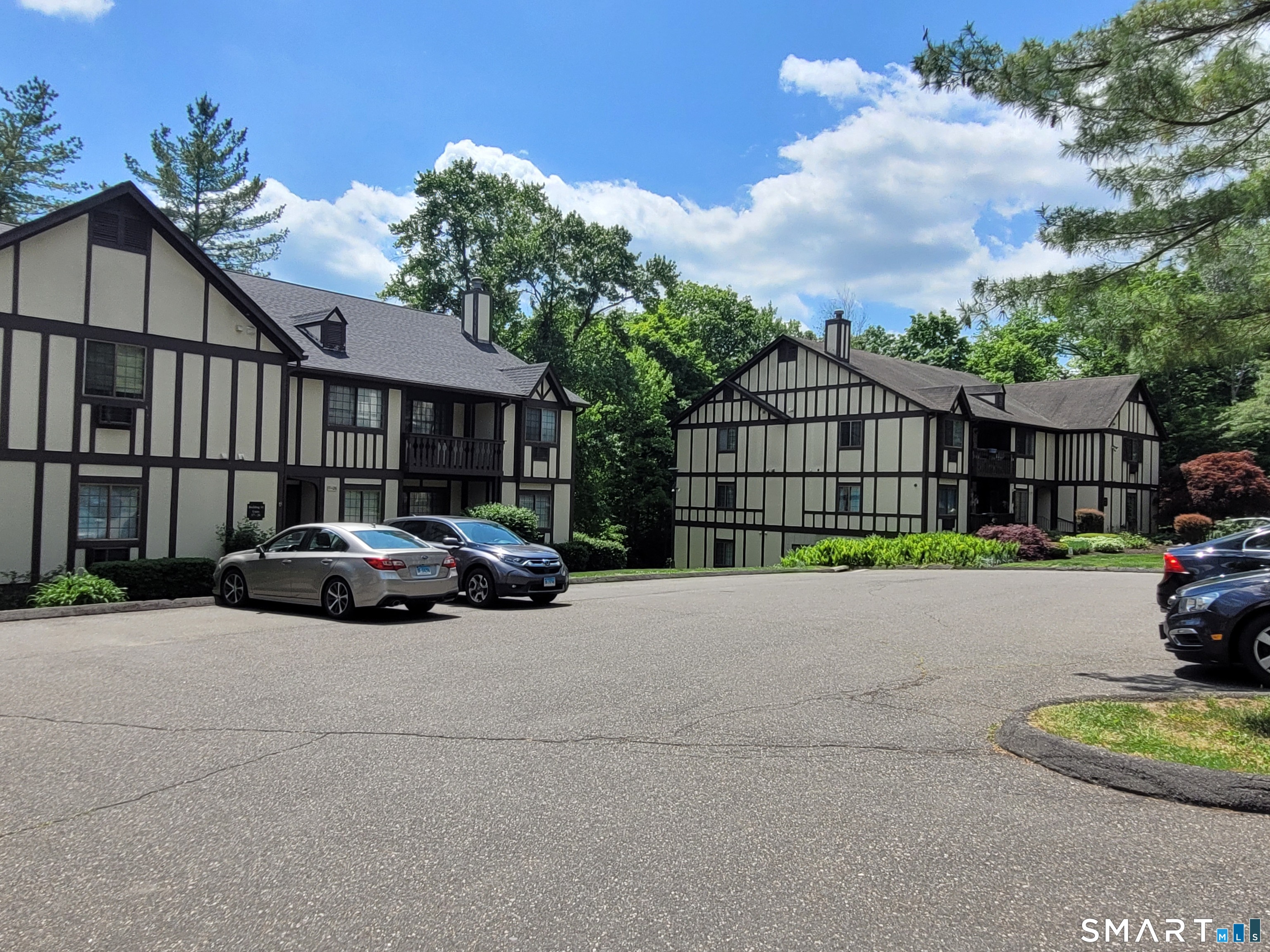 28th image of 5 Essex Ct, Brookfield, CT 06804 | MLS# 24173975