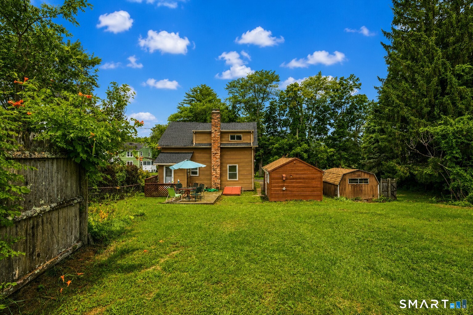 7 Maple Avenue photo 6