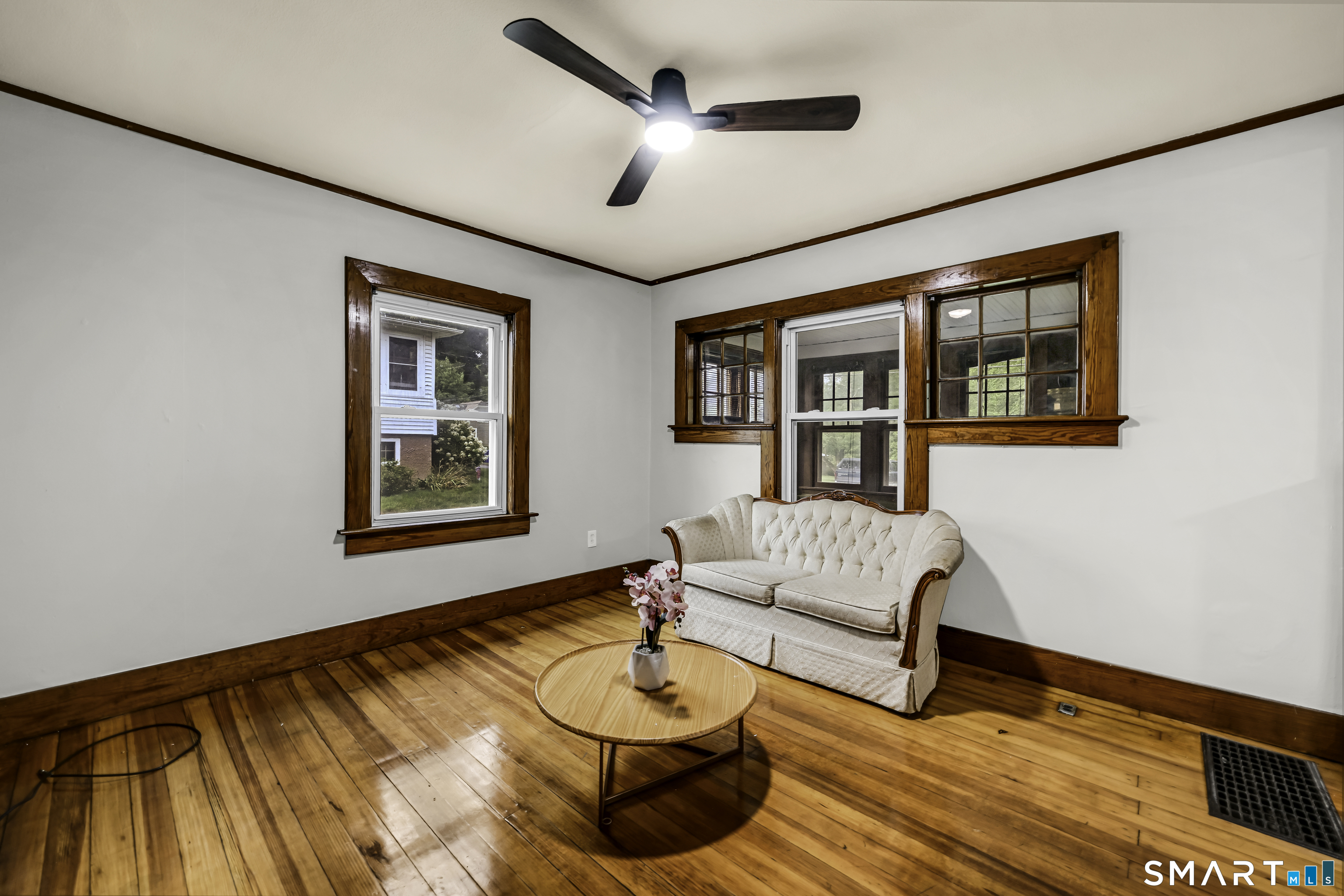 7 Maple Avenue photo 12