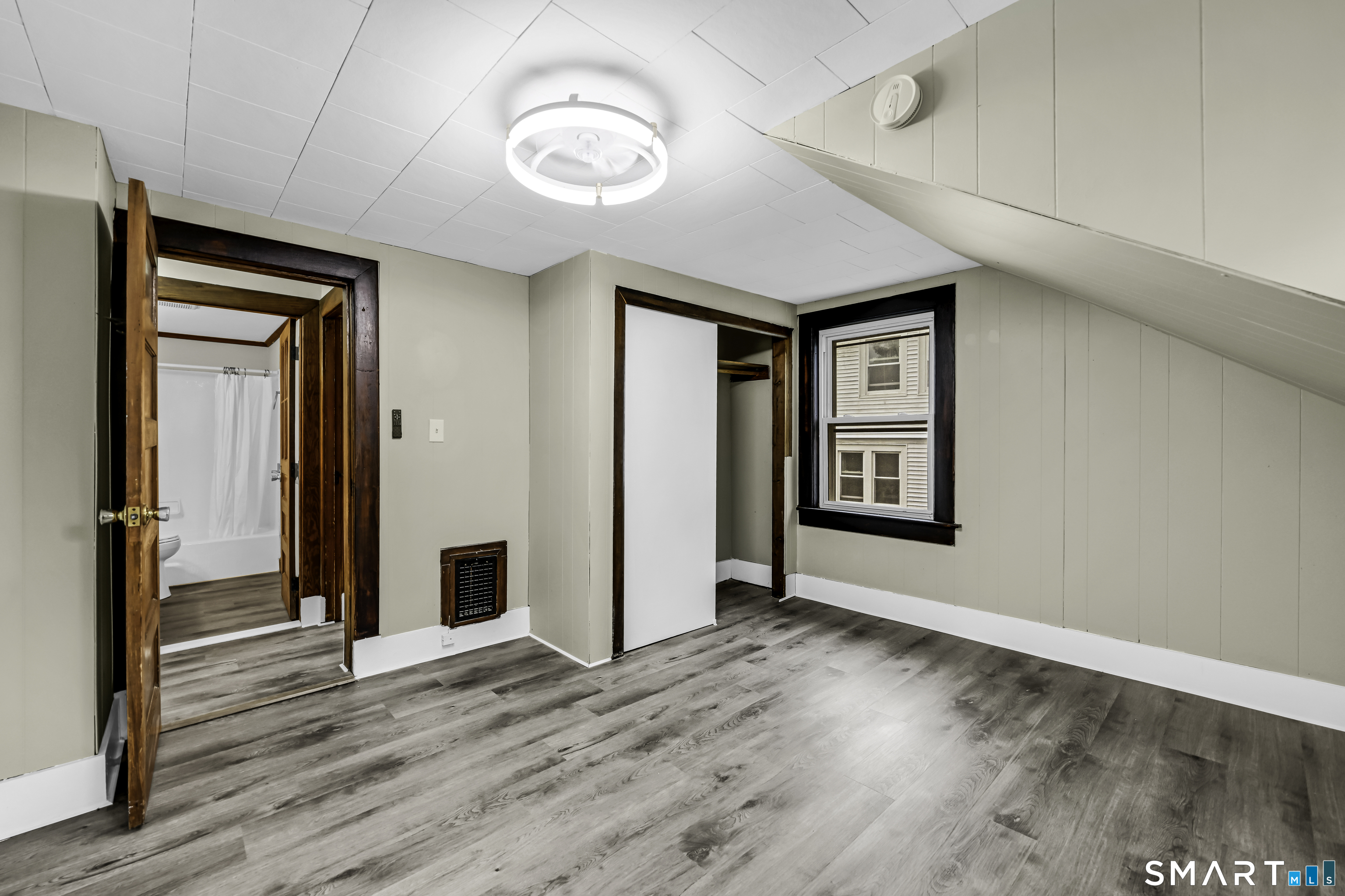 7 Maple Avenue photo 26