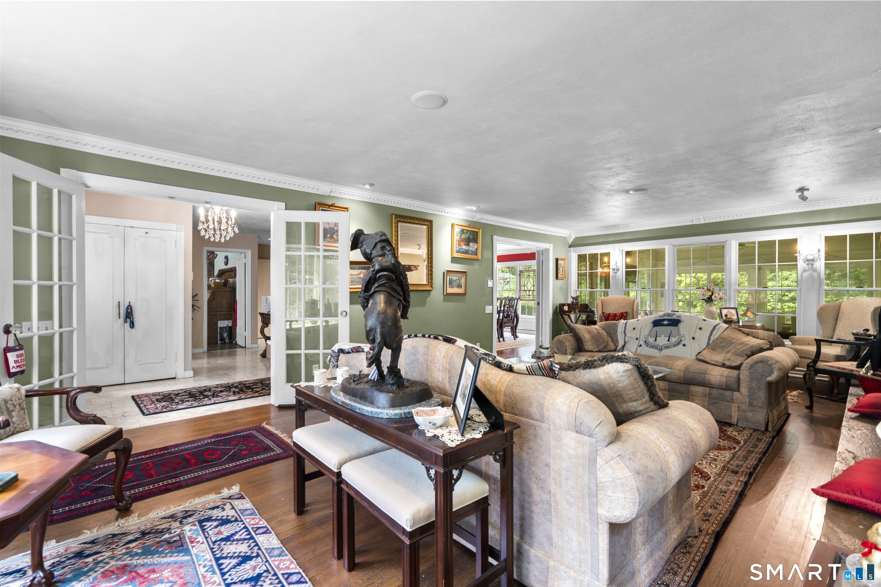 64 Round Hill Drive, Stamford, Connecticut photo 5
