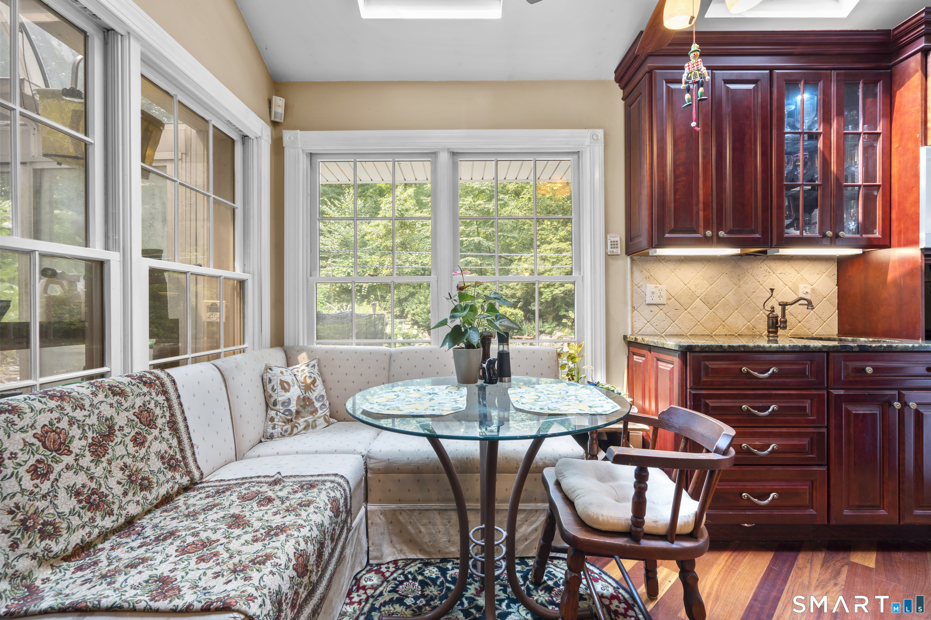 64 Round Hill Drive photo 12