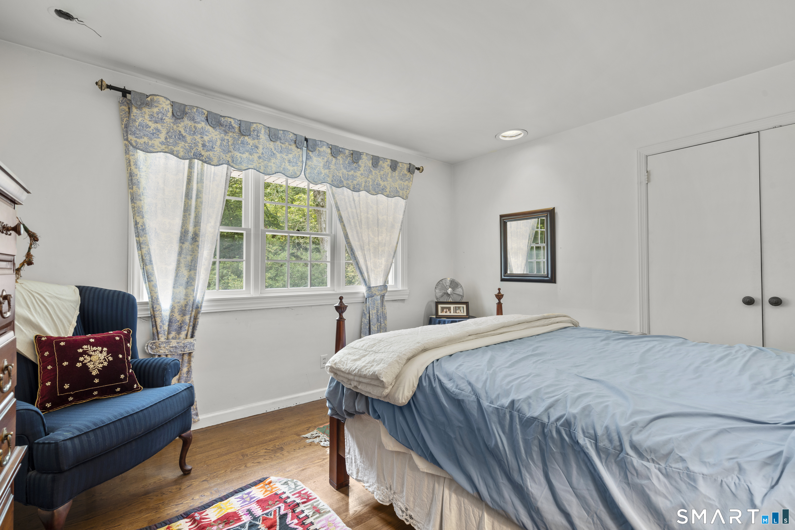 64 Round Hill Drive photo 23