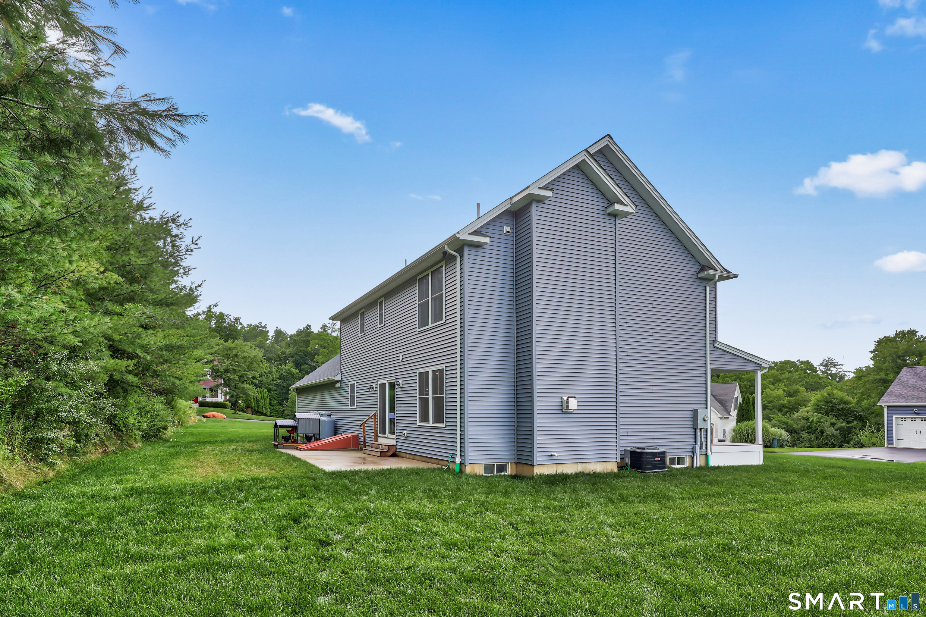 121 Silver Brook Lane photo 4