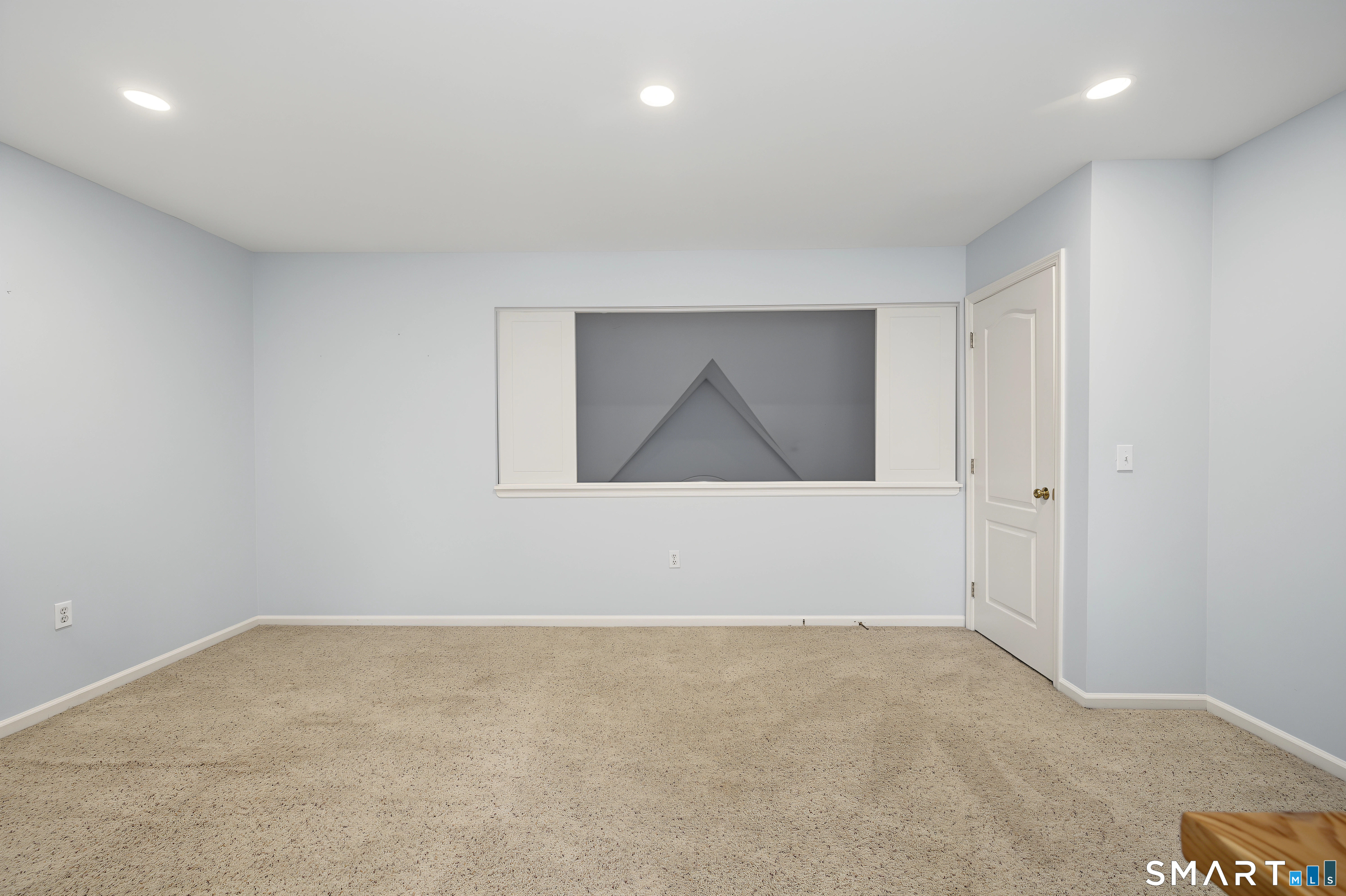668 Glenbrook Road Unit #17 photo 25
