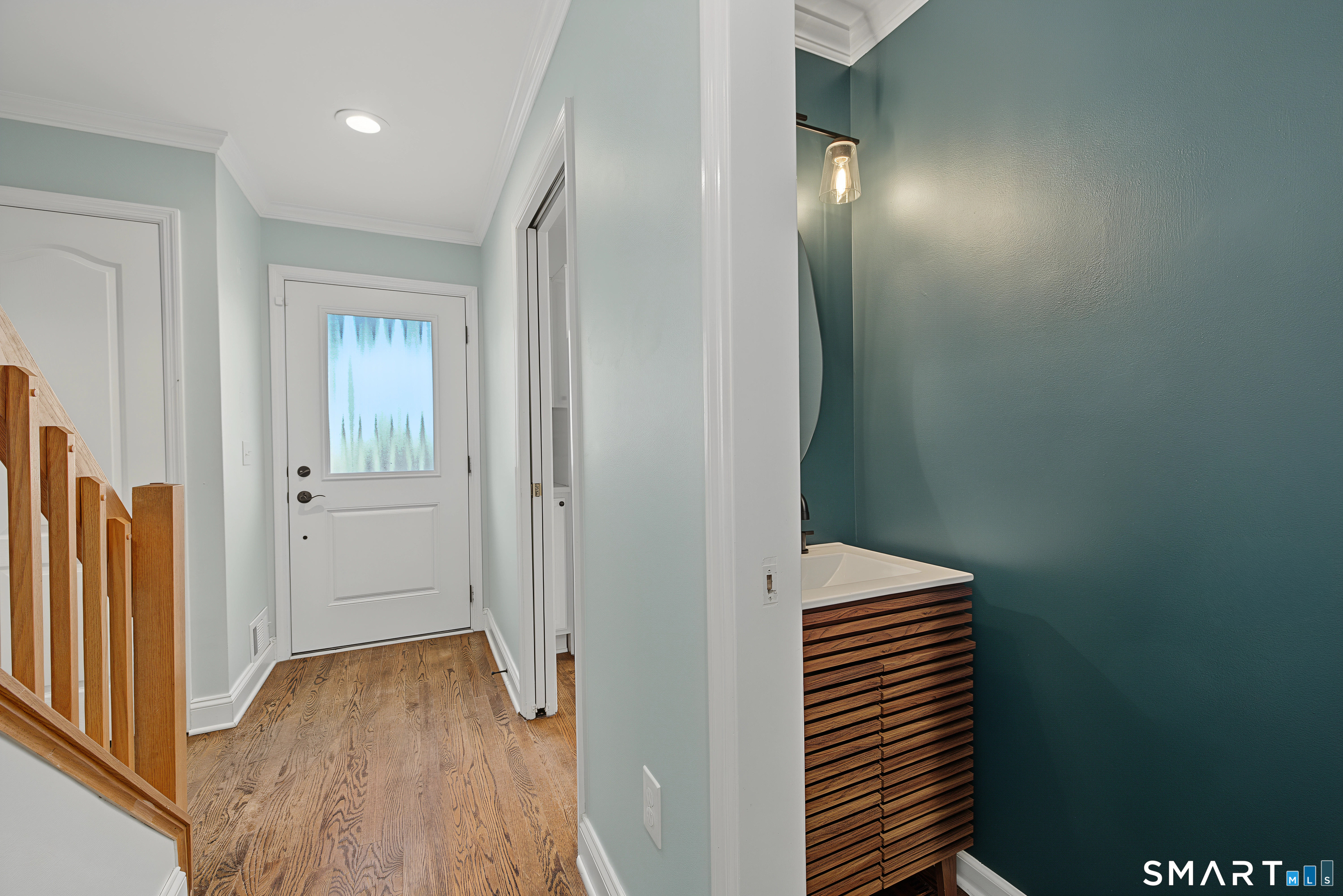 668 Glenbrook Road Unit #17 photo 11