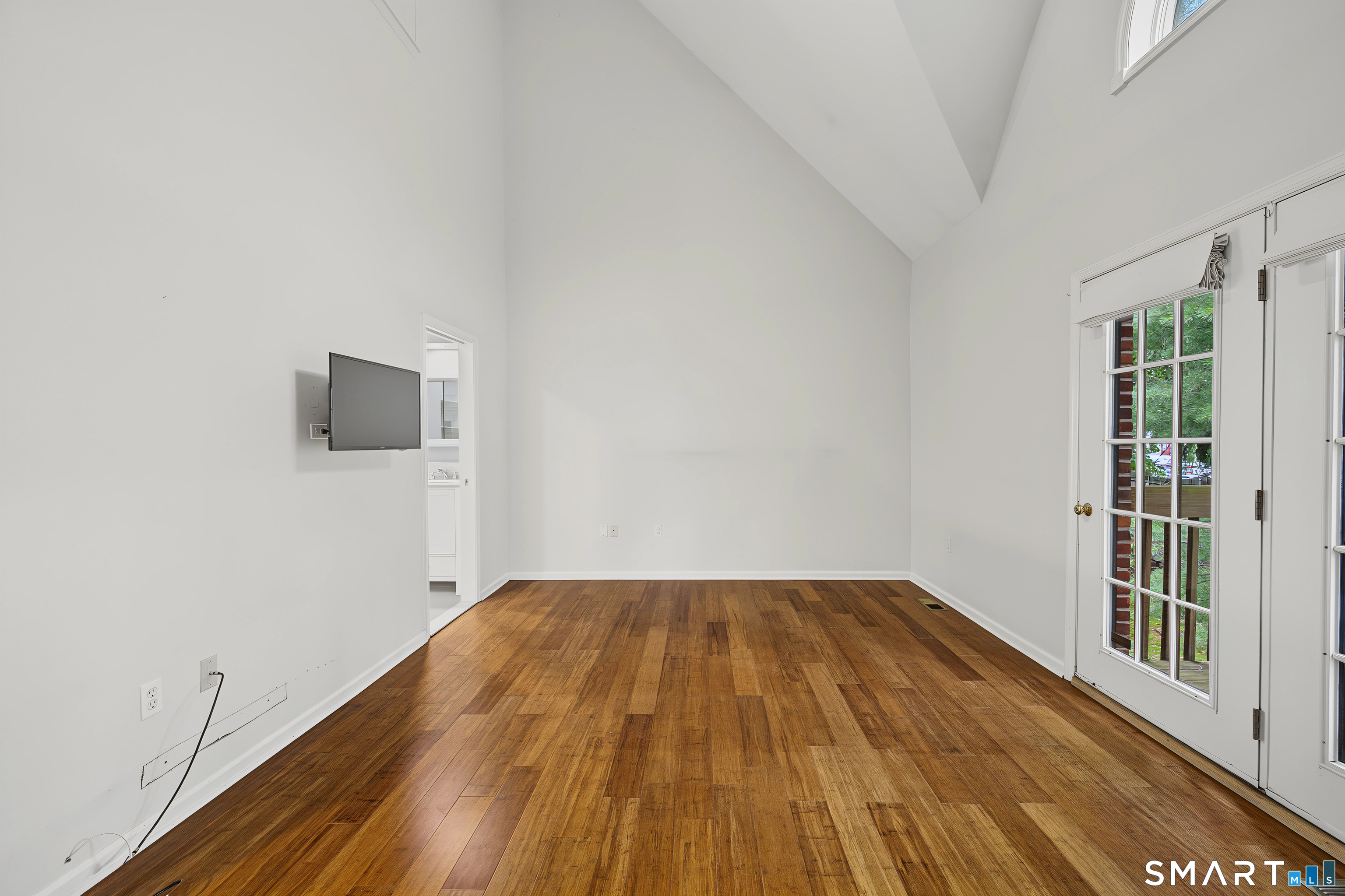 668 Glenbrook Road Unit #17 photo 13
