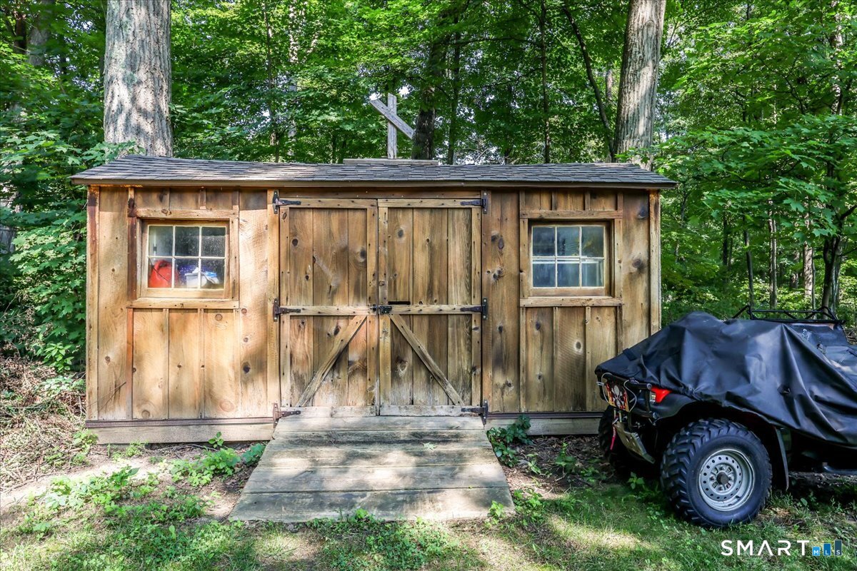 311 Mountain Road photo 12