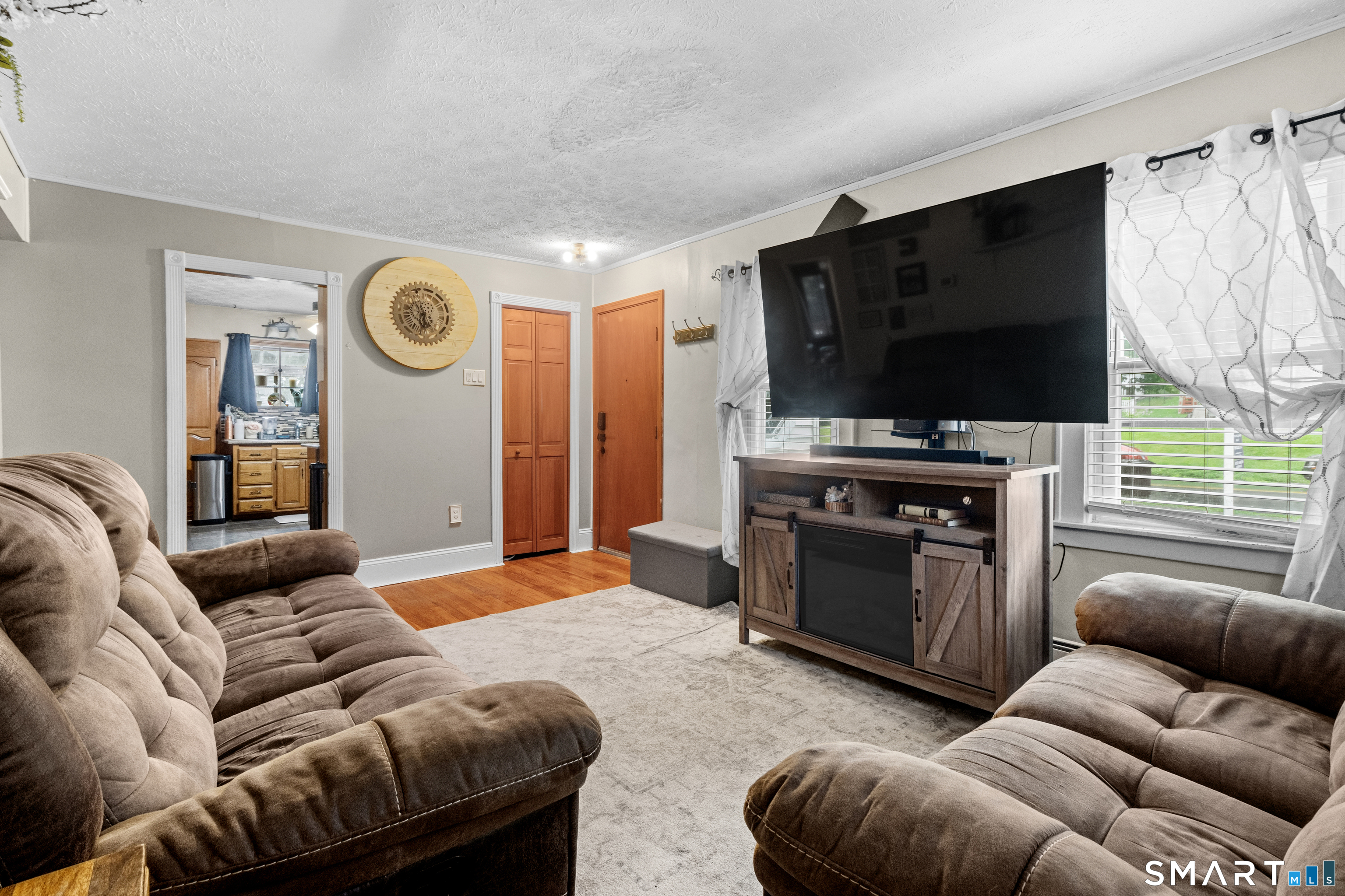 3rd image of 254 Commonwealth Ave, New Britain, CT 06053 | MLS# 24194333