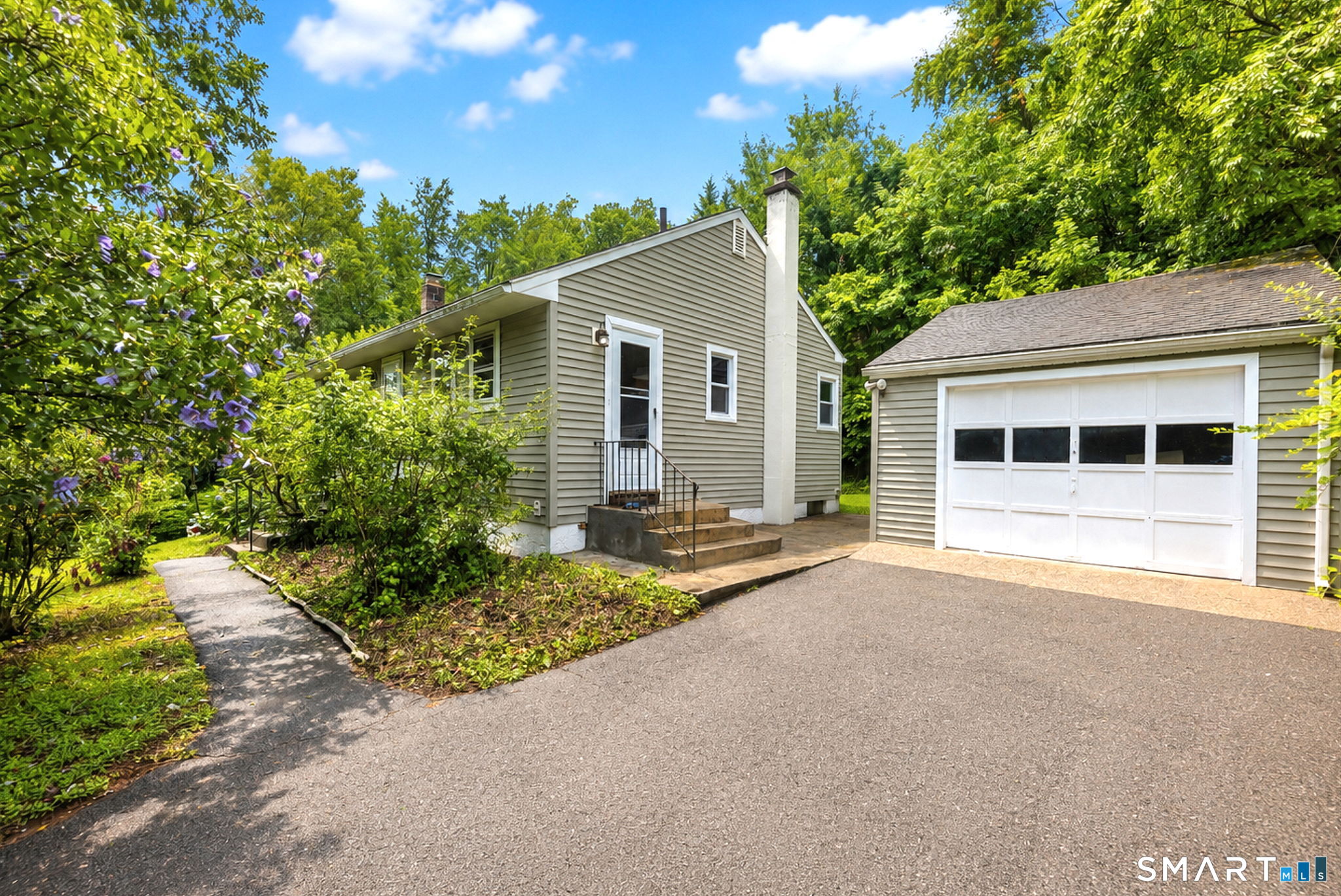 49 Brookdale Road photo 3
