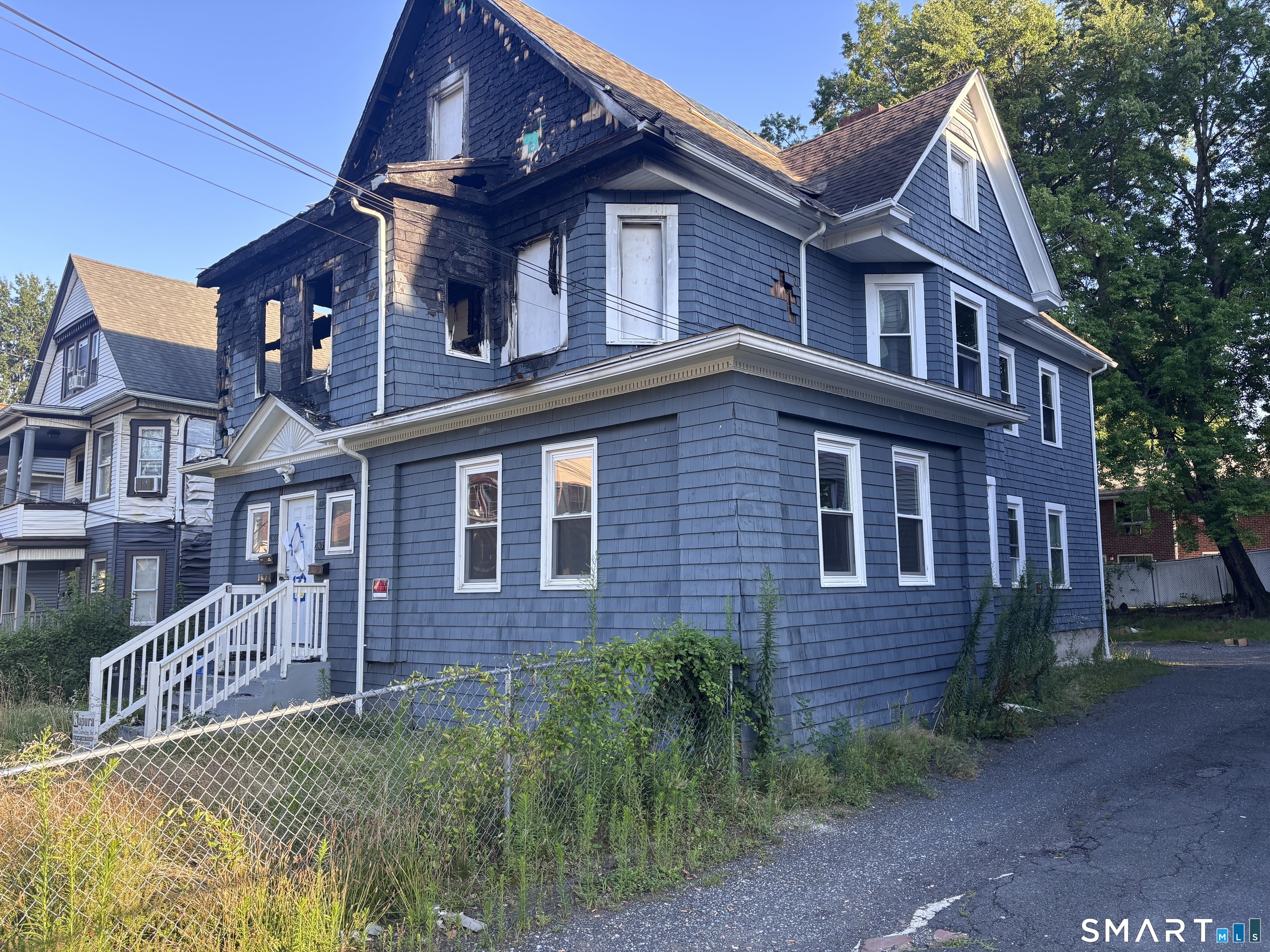 Property photo for 436-438 Edgewood Street, Hartford, CT