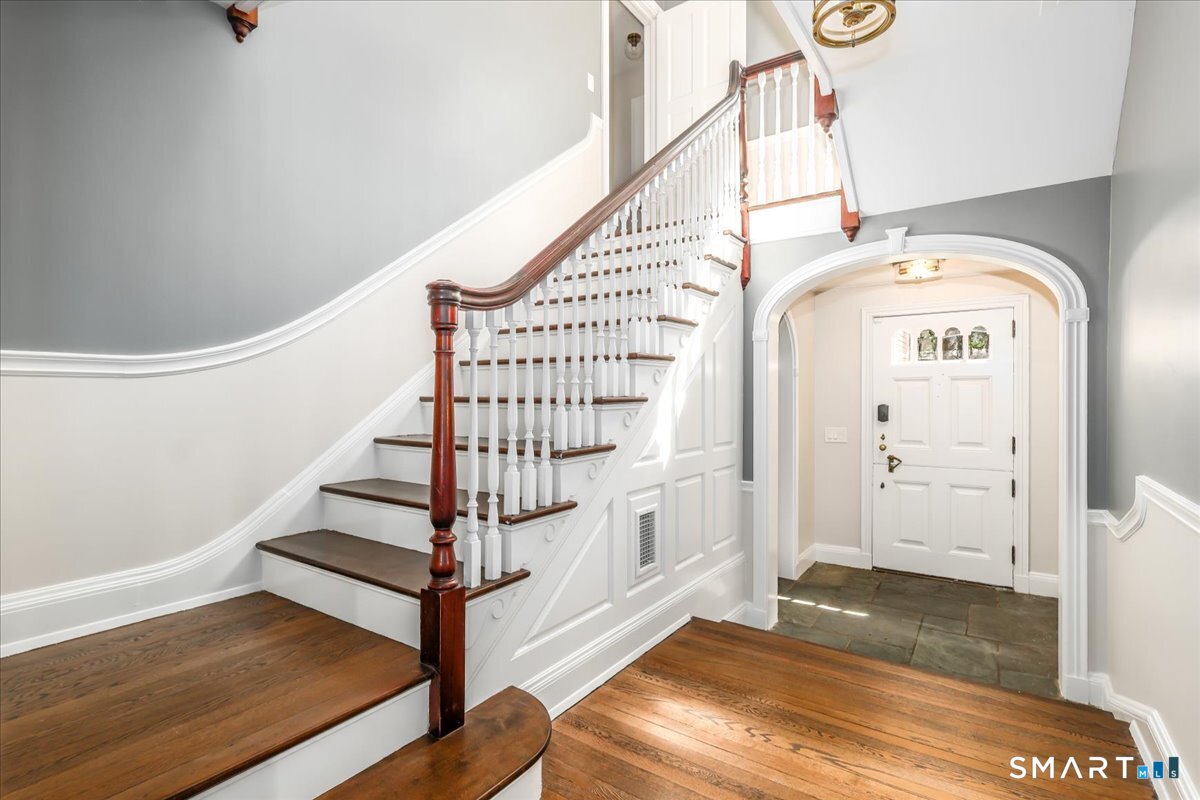 611 Westover Road, Stamford, Connecticut photo 3