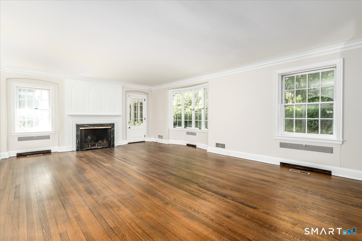 611 Westover Road, Stamford, Connecticut photo 4