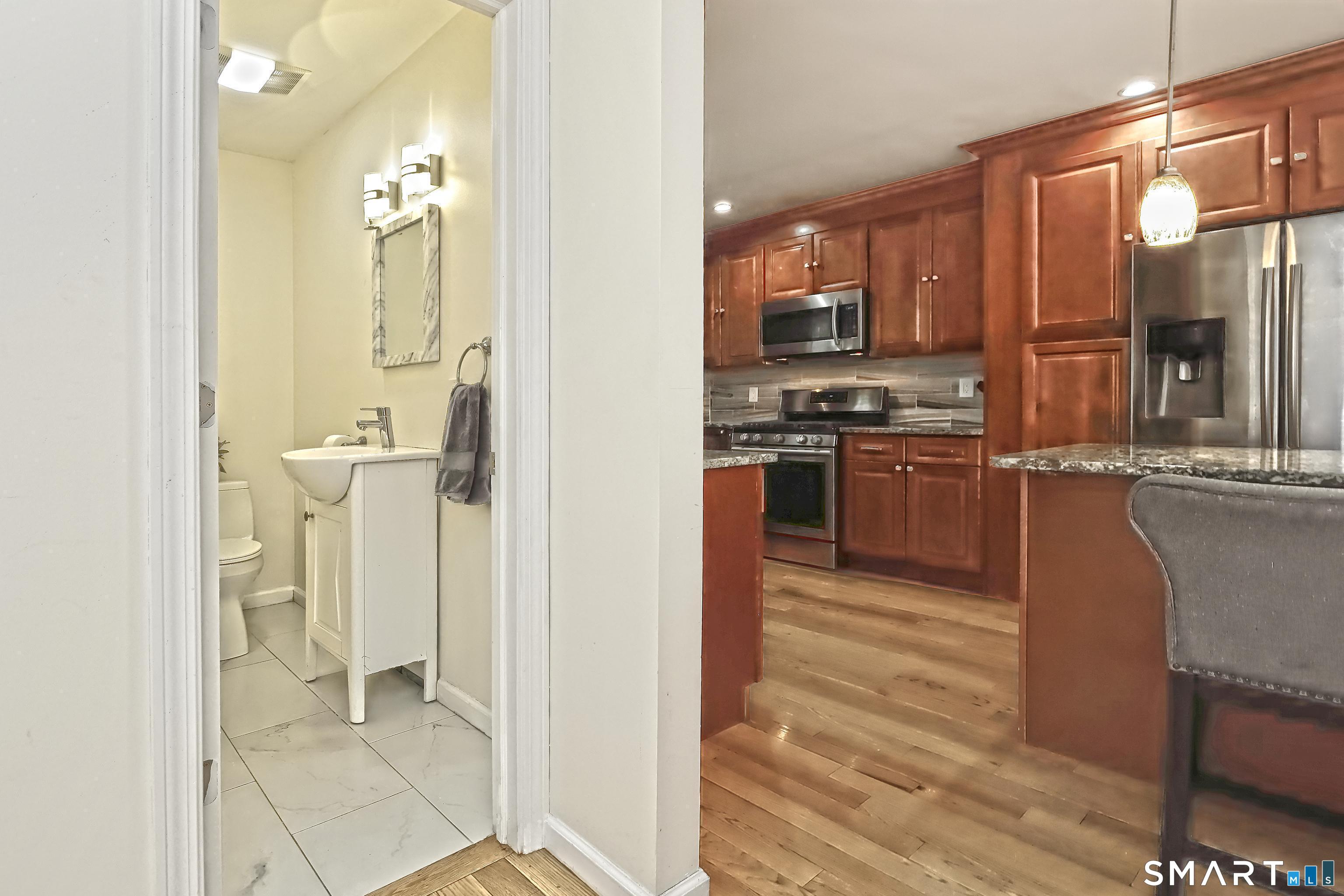 426 Second Avenue photo 13