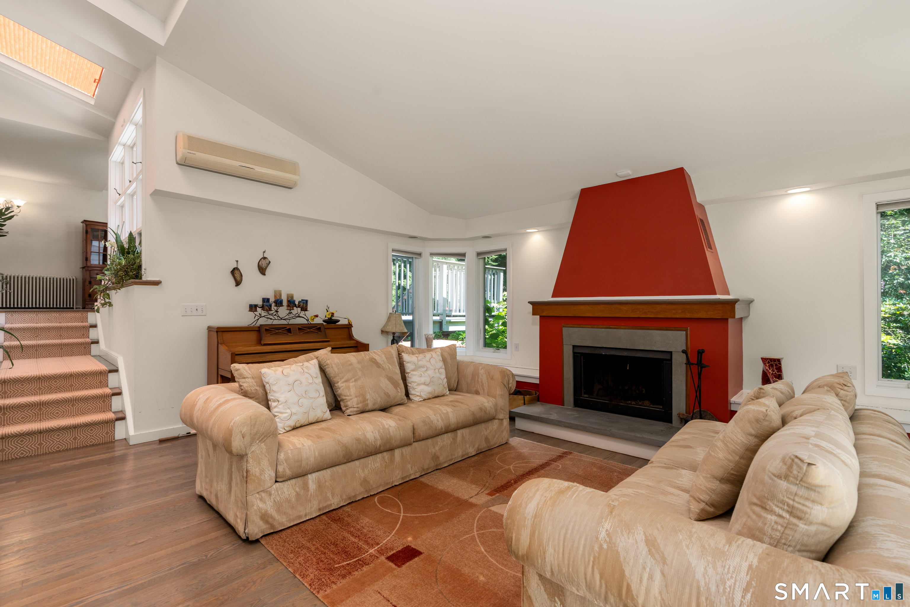 21 Hampton Lane photo 13