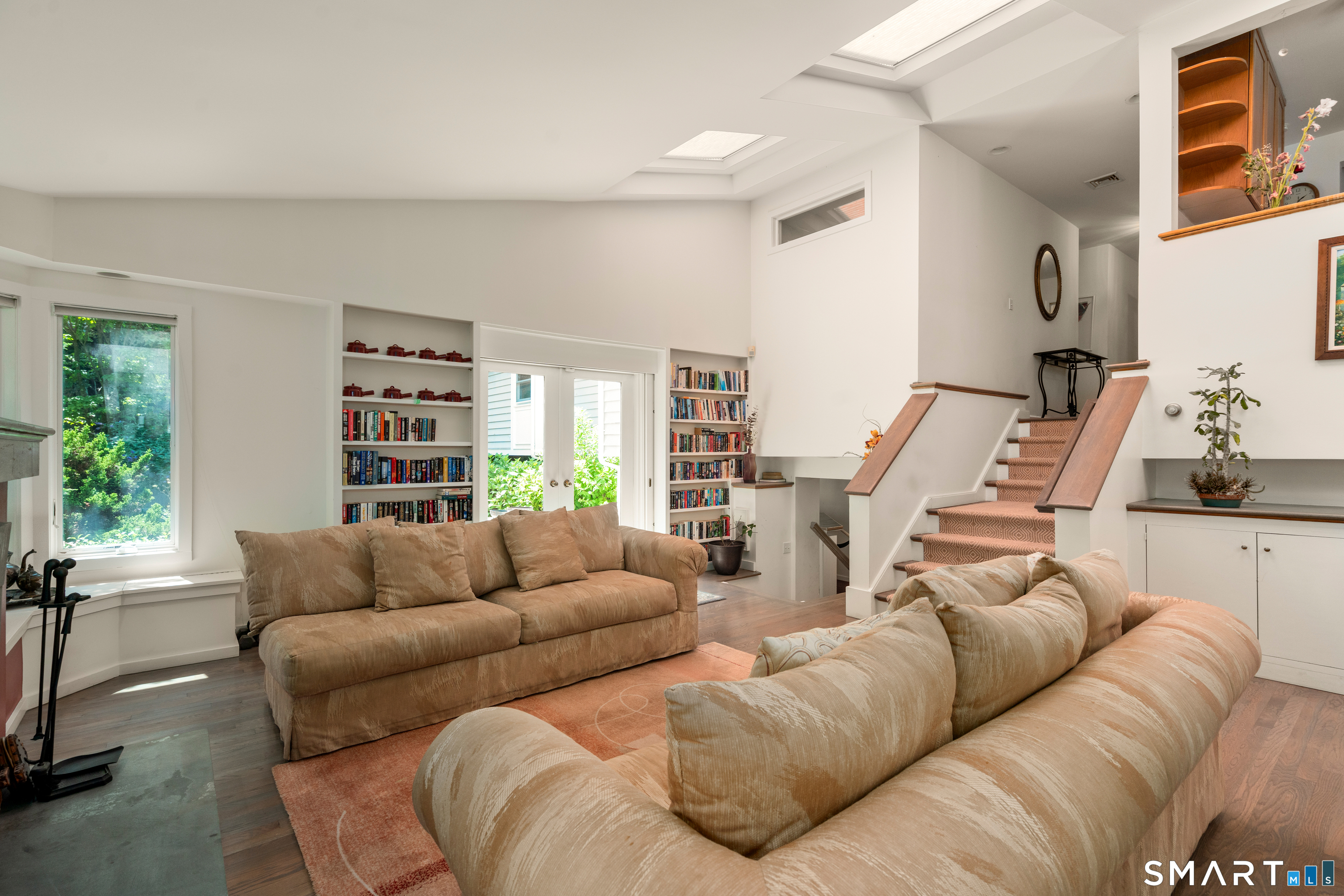 21 Hampton Lane photo 15