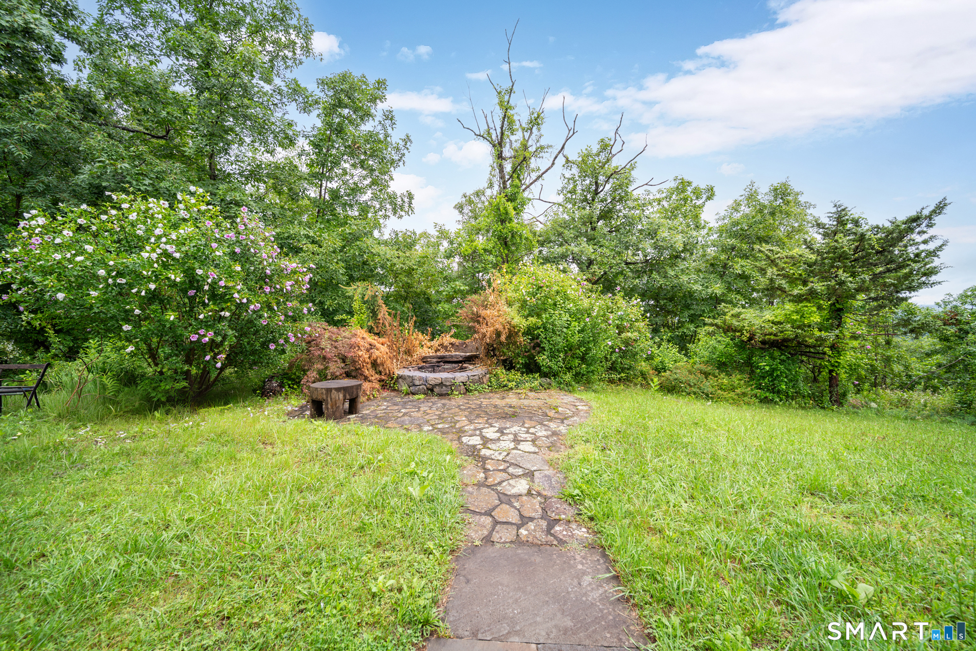 33 Skyline Drive photo 27