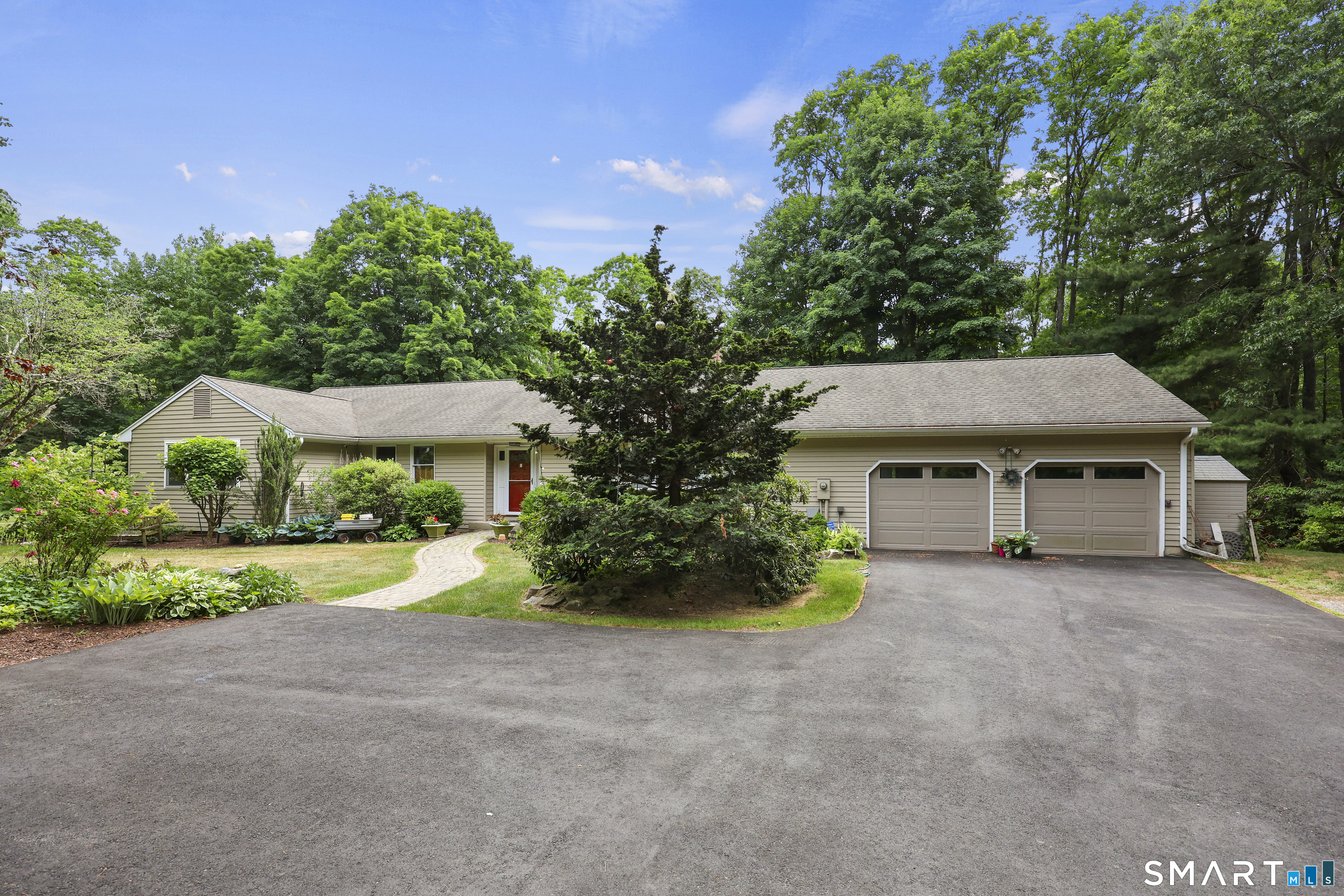 161 Great Pond Road photo 2