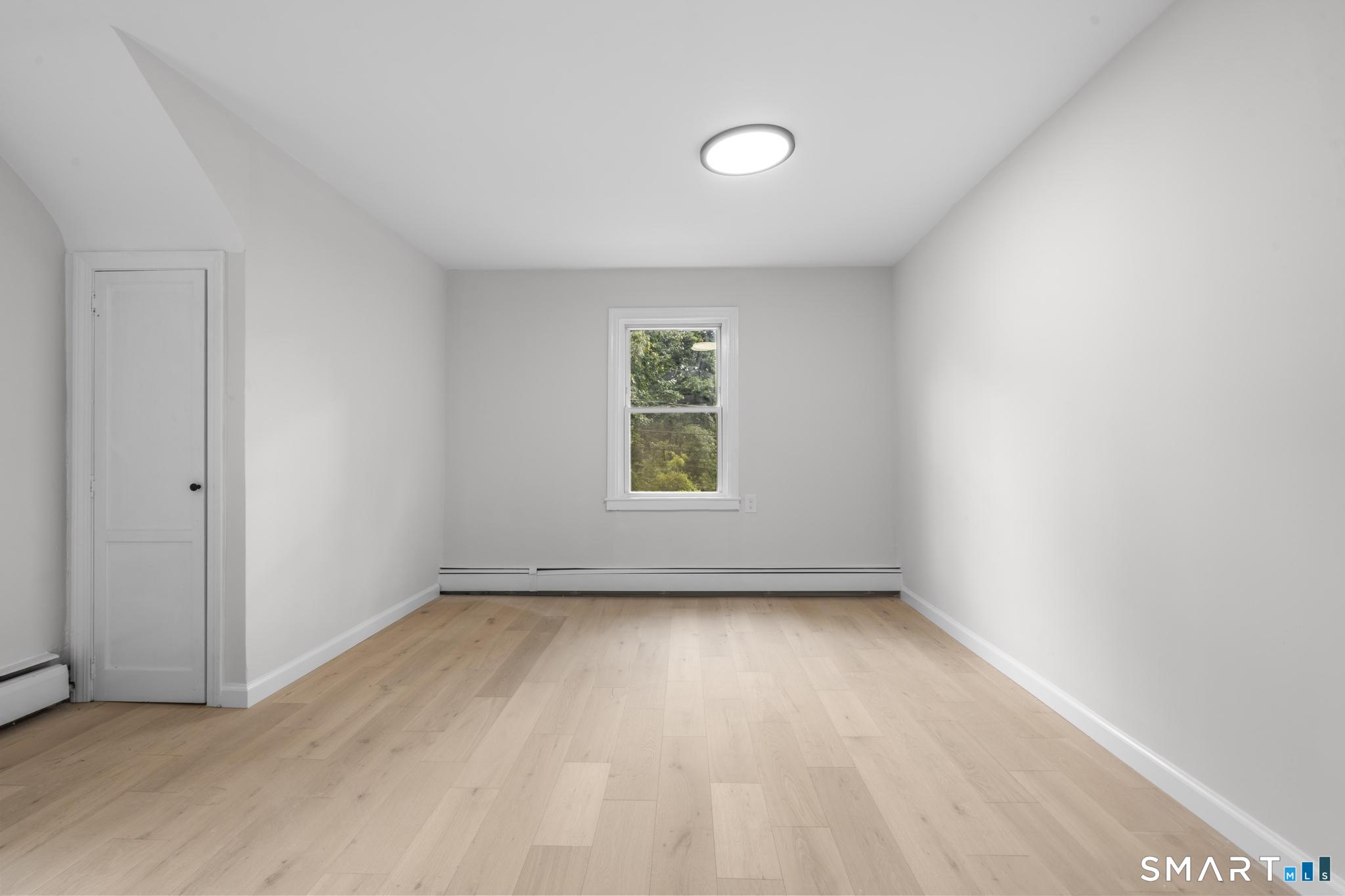 30 Barbara Avenue photo 20